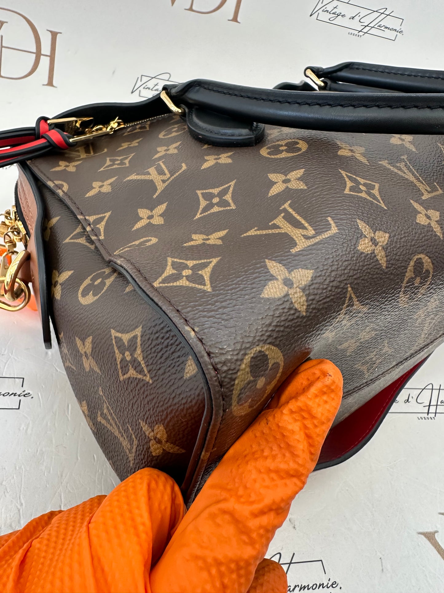 382557 - Louis Vuitton Tuileries