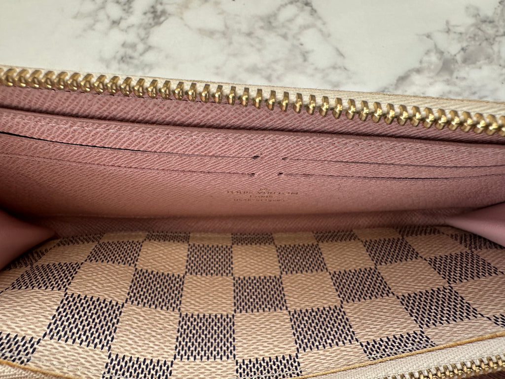 Louis Vuitton Azur Portefeuille Clemence Zippy Wallet