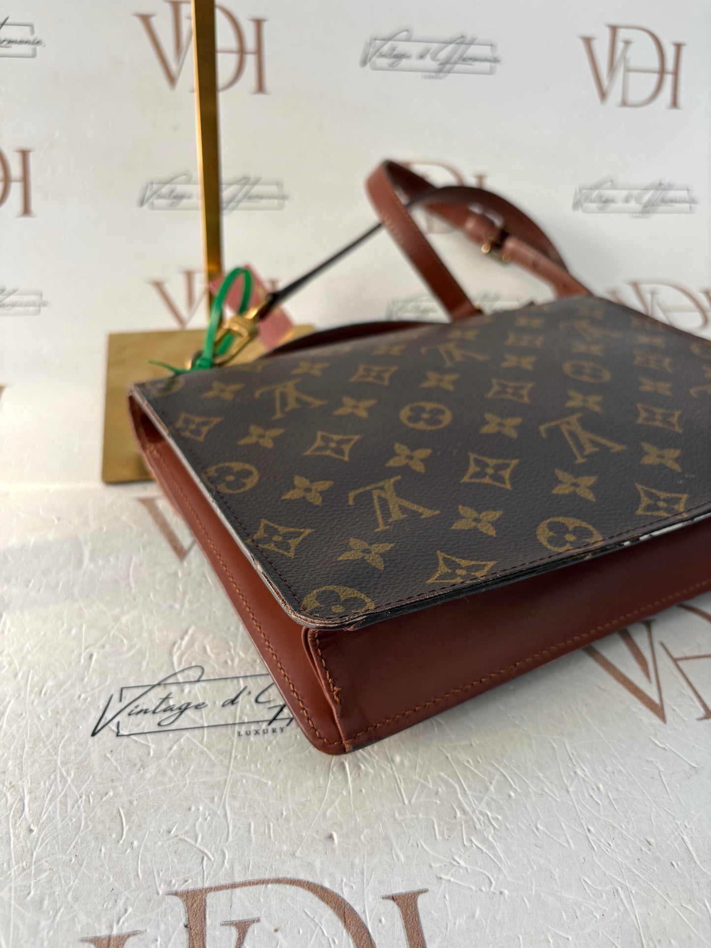 017174 - Louis Vuitton Monceau 26