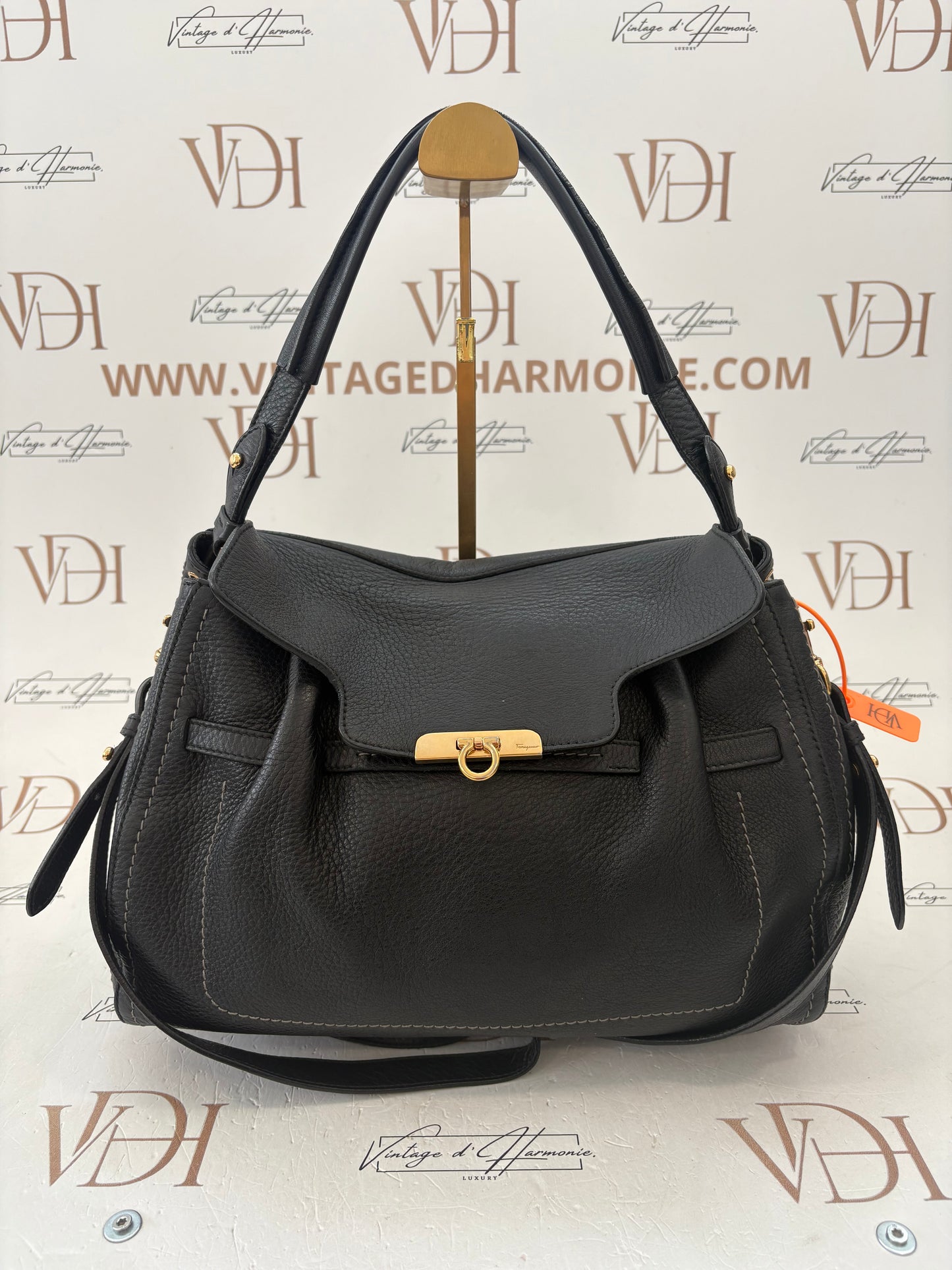 383966 - Salvatore Ferragamo