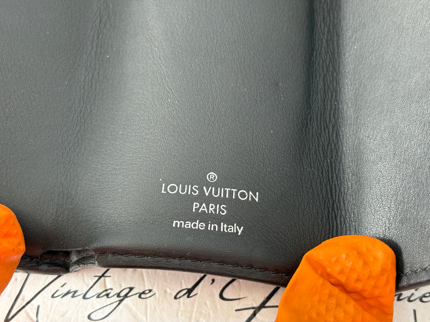 017004 - Louis Vuitton Wallet