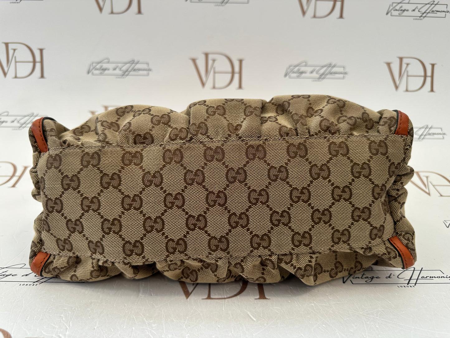 382519 - Gucci Abbey