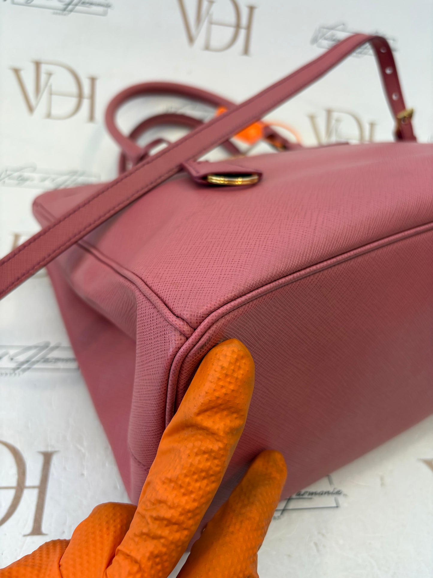 201002 - Prada Galleria Pink