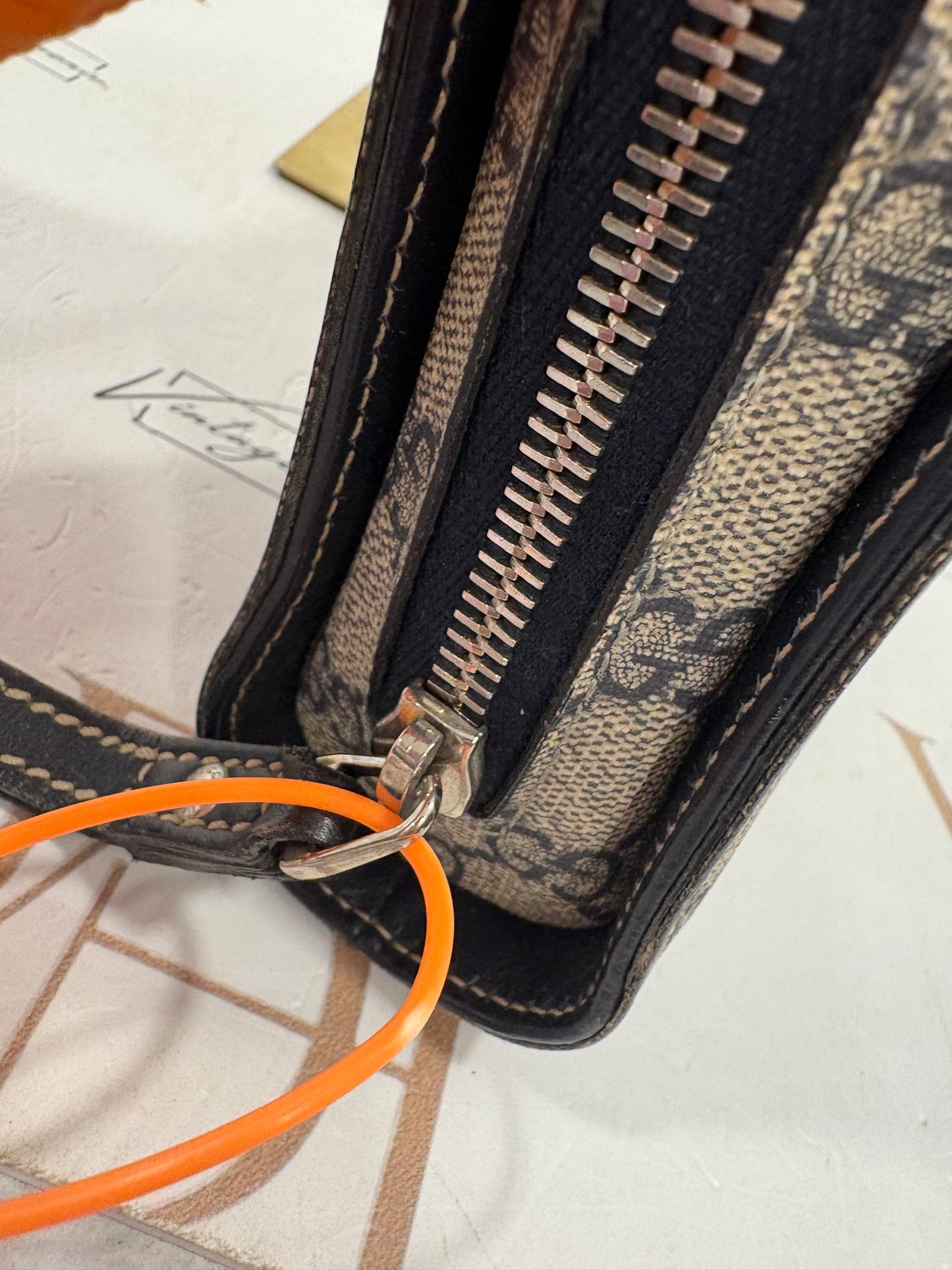 383034 - Gucci Pochette