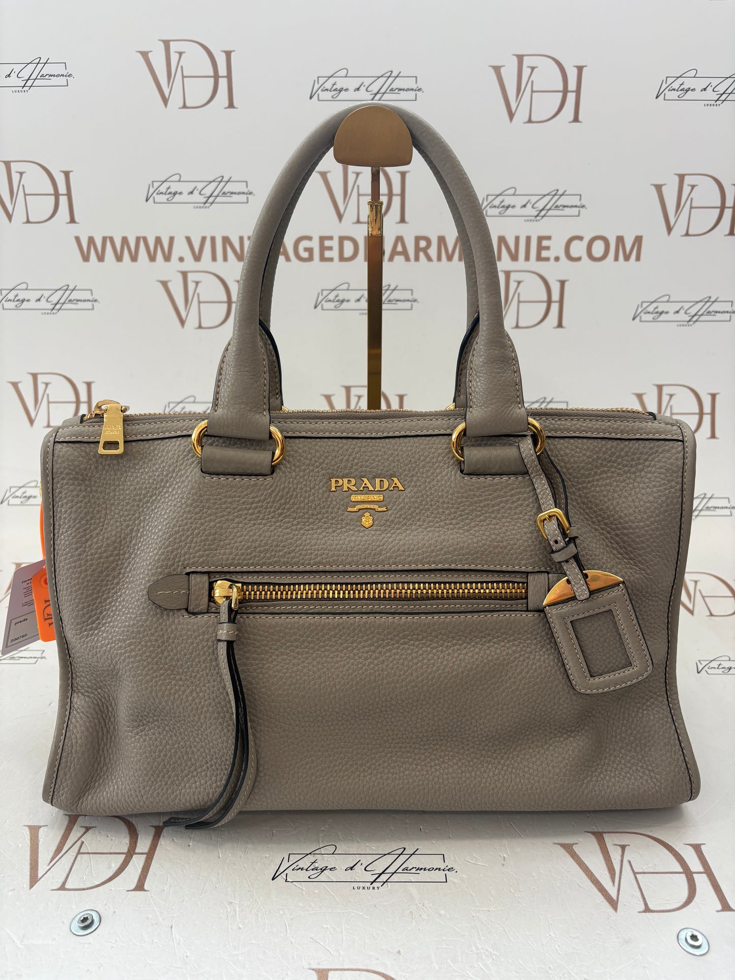 200750 - Prada