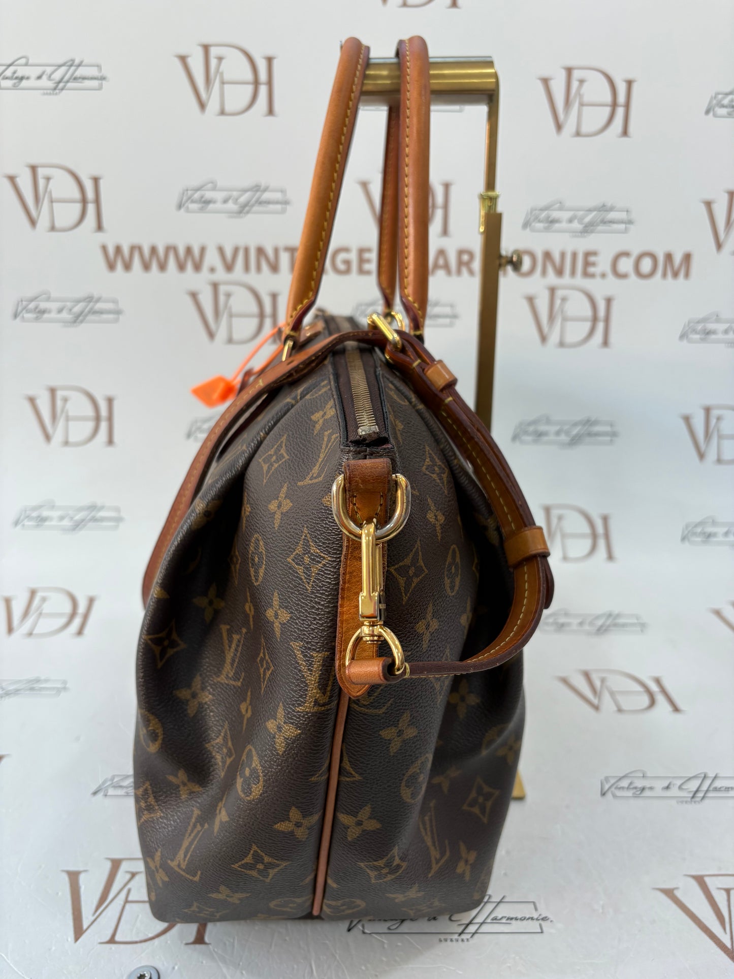 382975 - Louis Vuitton Turenne