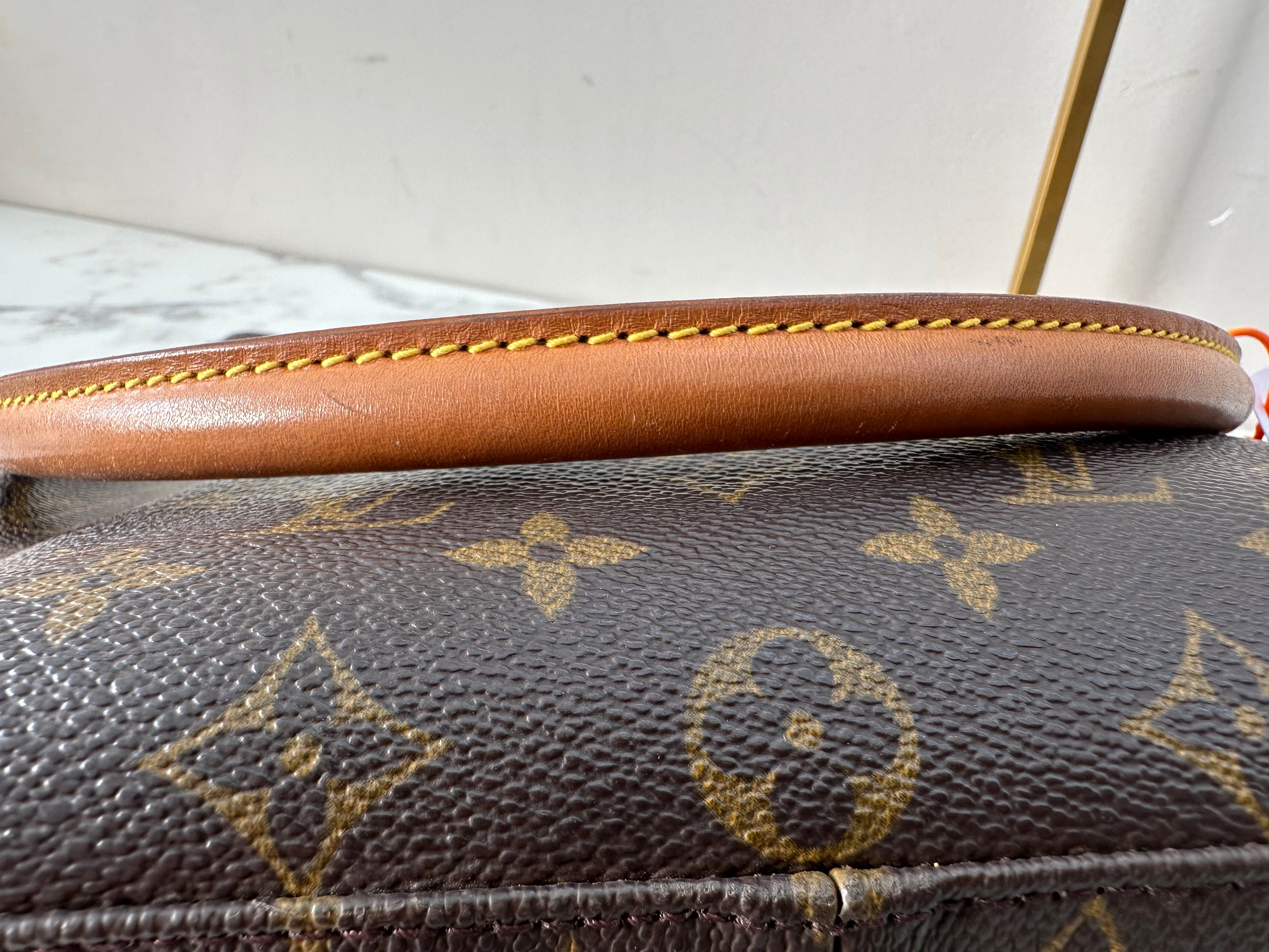 Louis Vuitton Looping GM