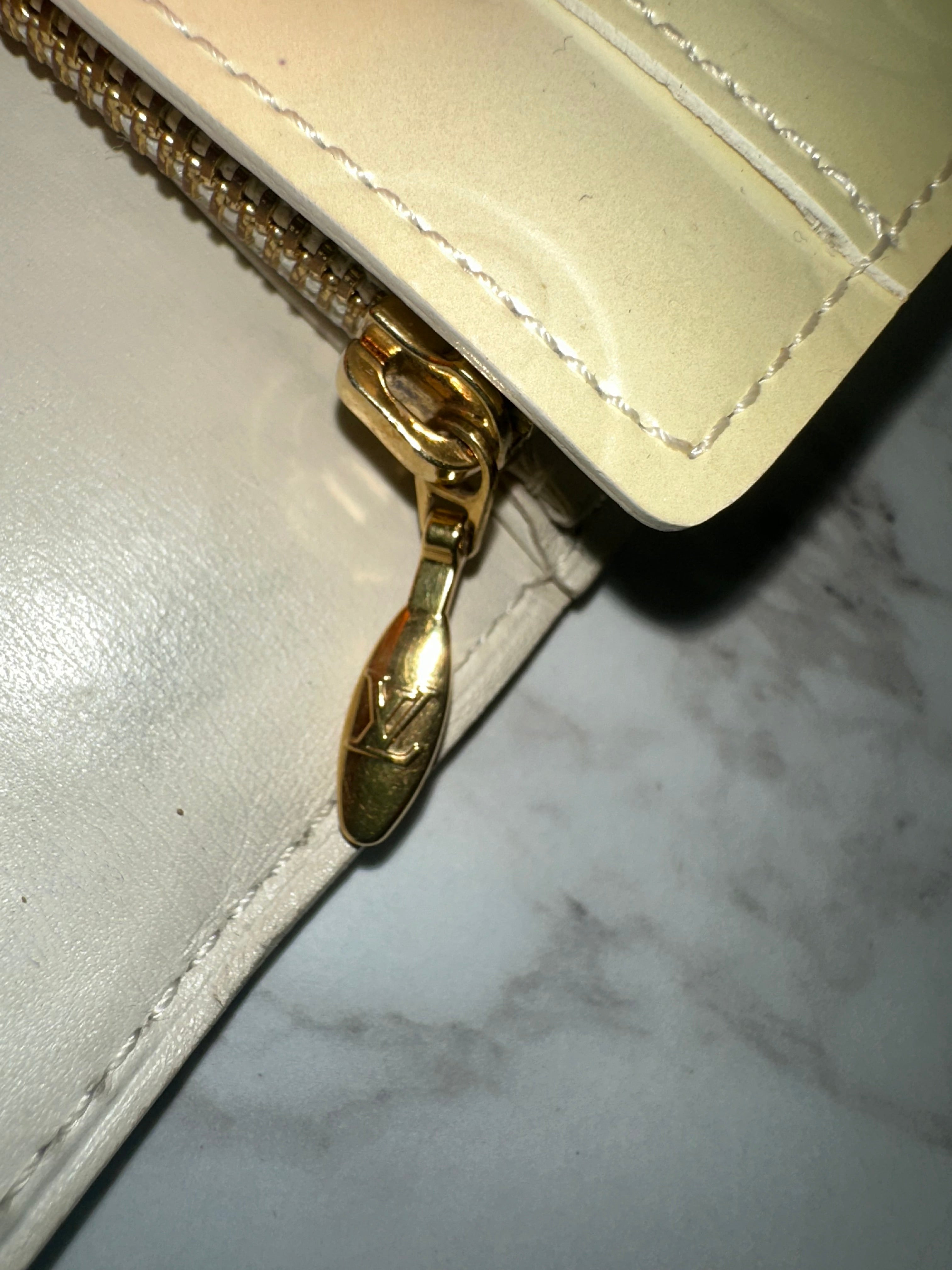 Louis Vuitton Bifold Wallet Vernis