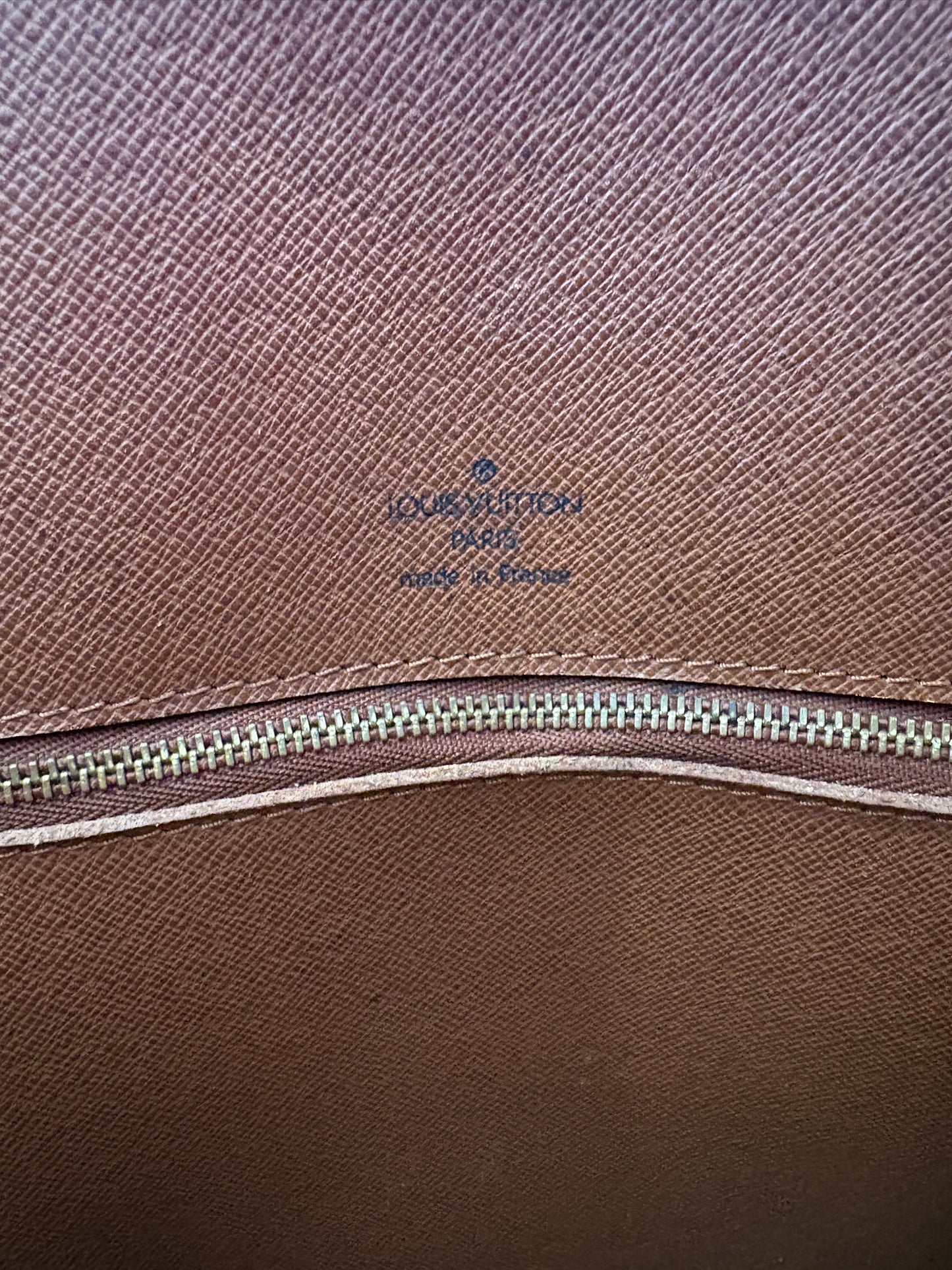 017727 - Louis Vuitton Babylone