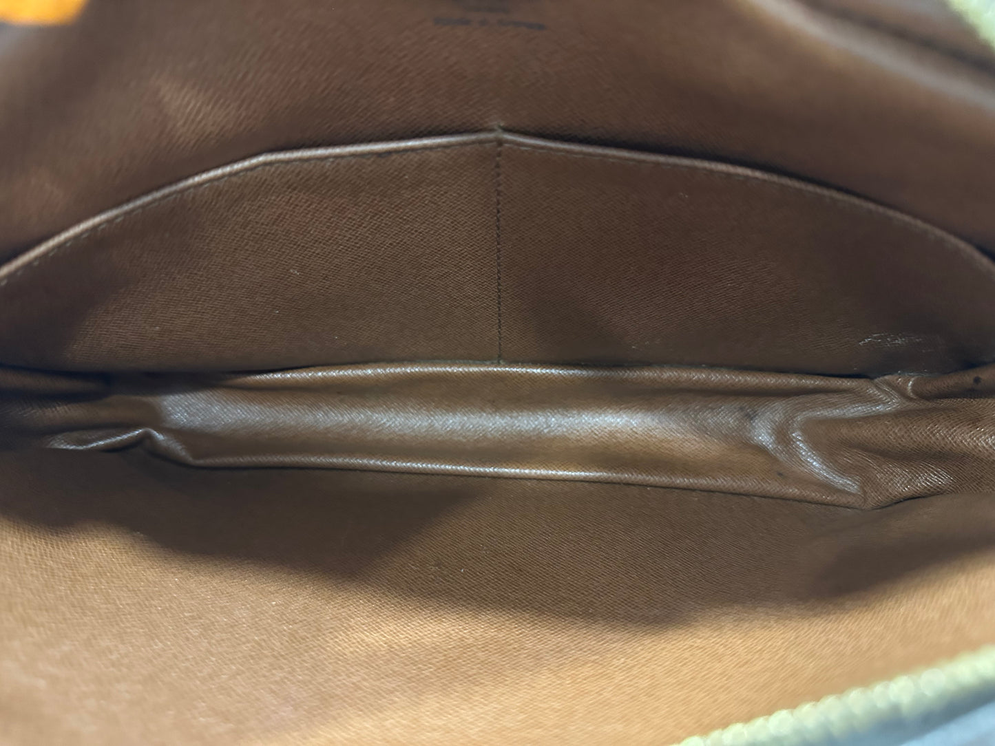 018118 - Louis Vuitton Compiegne 28