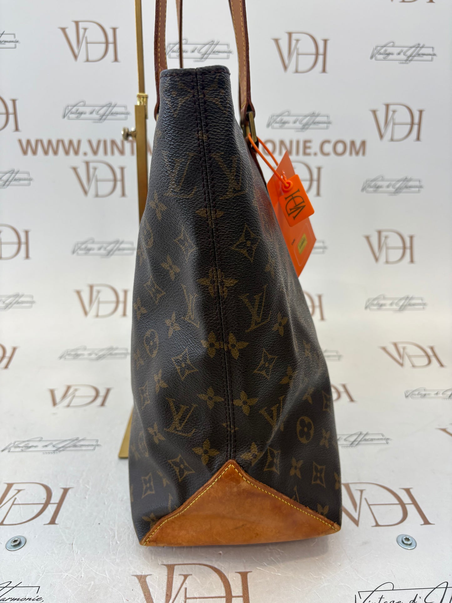 018837 - Louis Vuitton Cabas Mezzo