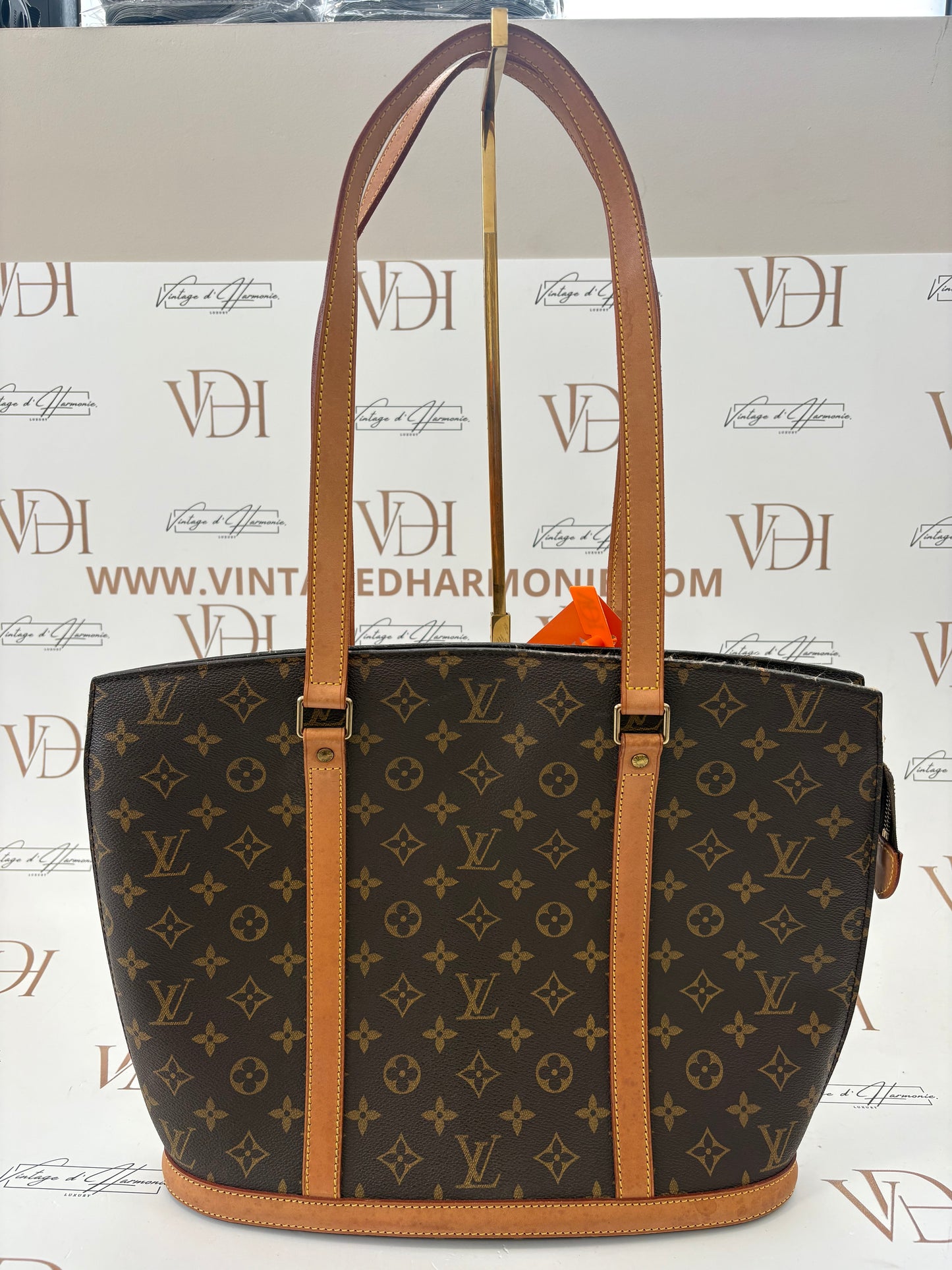 018719 - Louis Vuitton Babylone