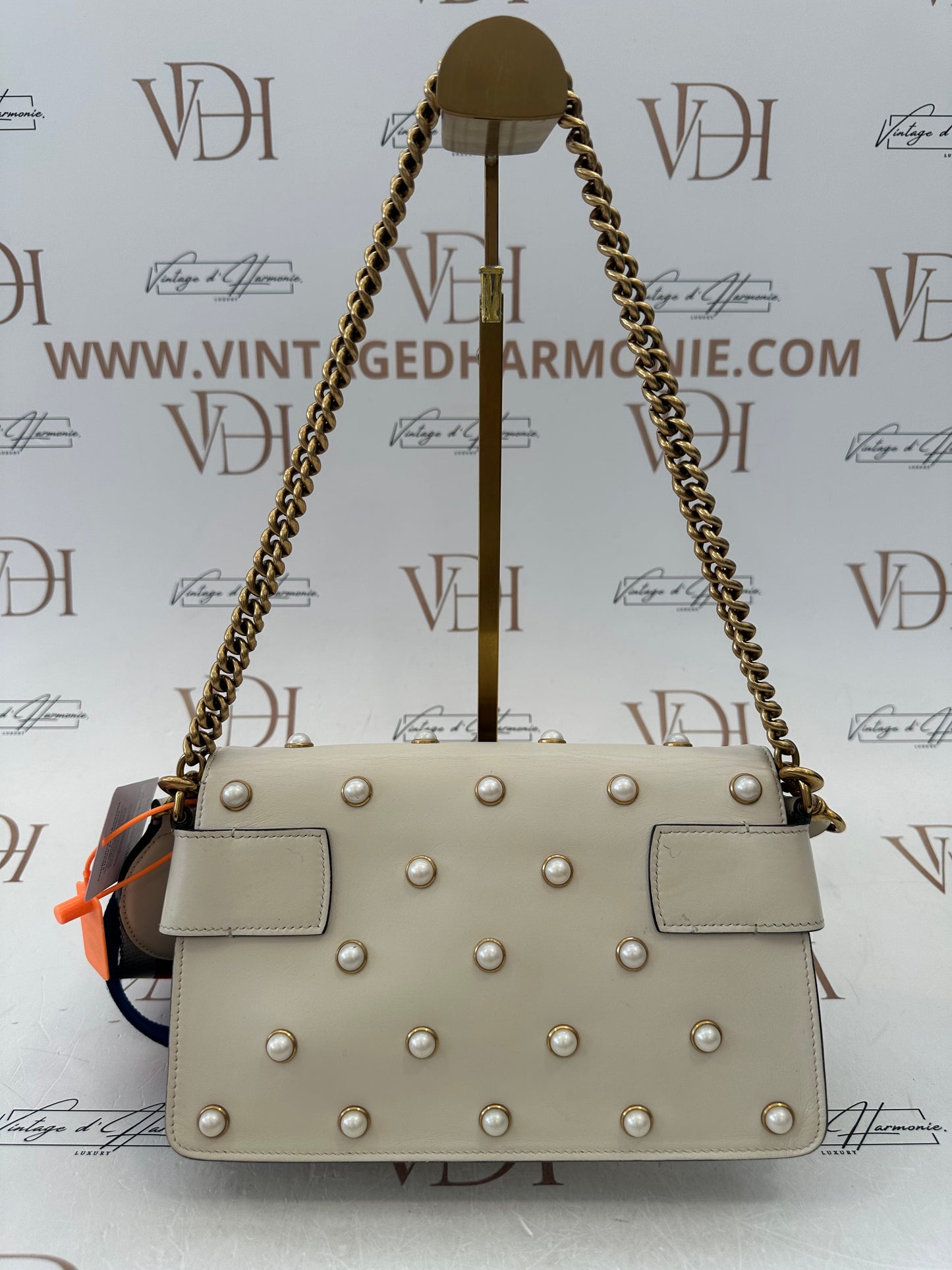 382783 - Gucci Queen Margaret