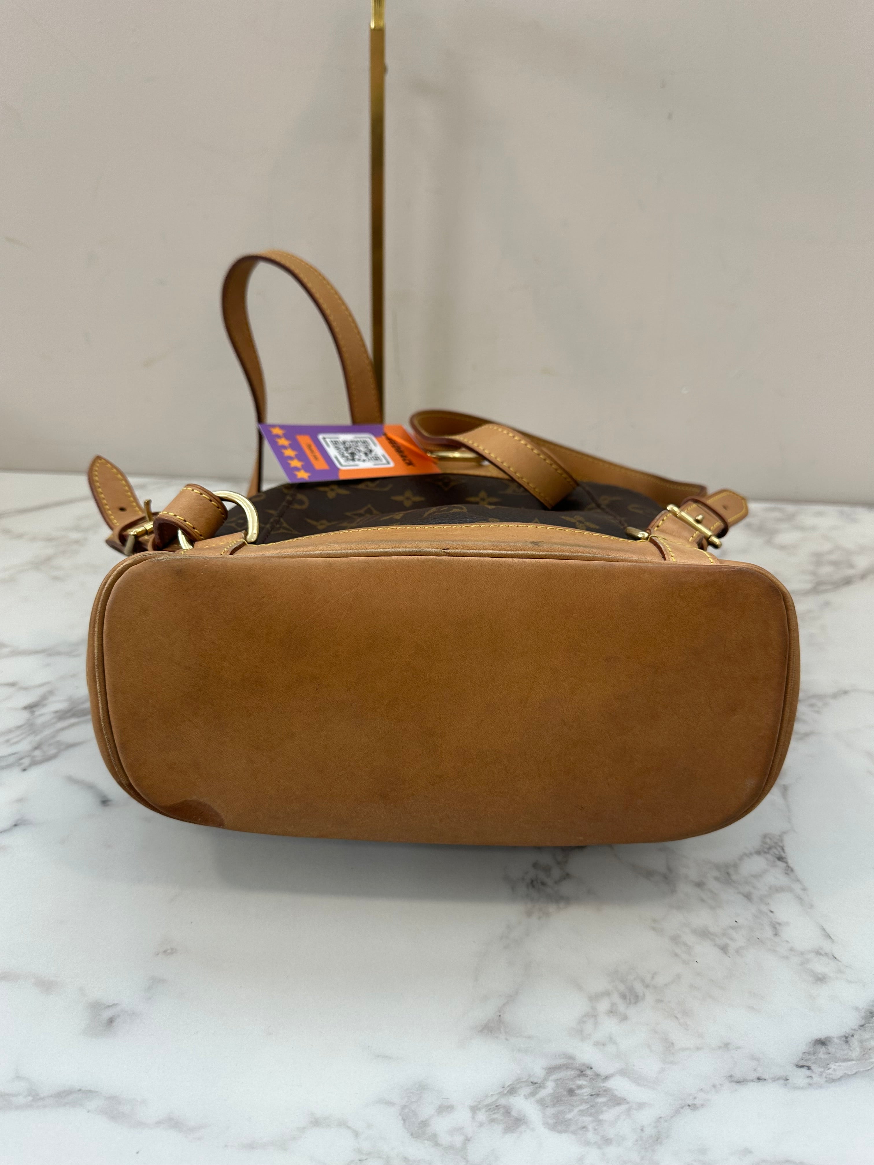 Louis Vuitton Montsouris MM