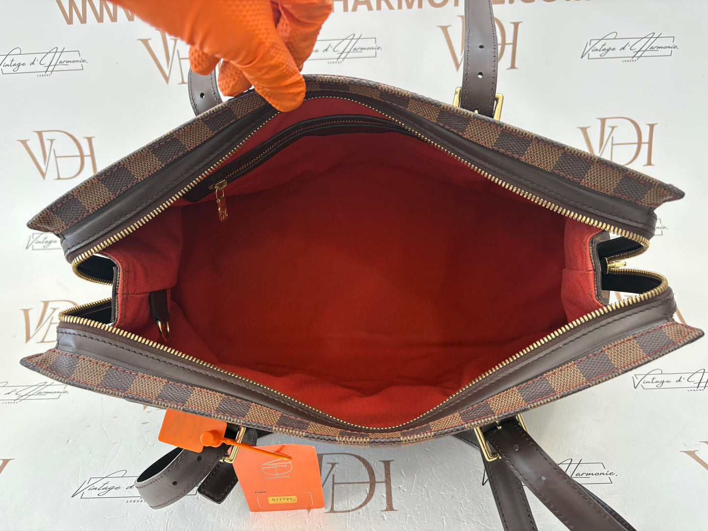 017721 - Louis Vuitton Chelsea