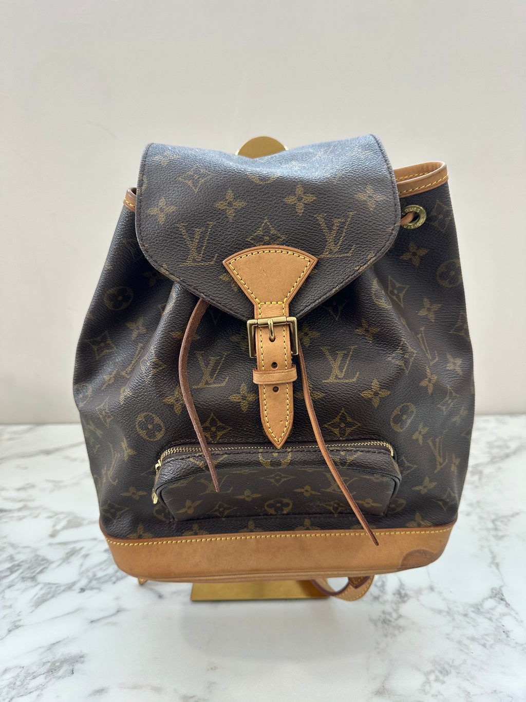 Louis Vuitton Montsouris MM