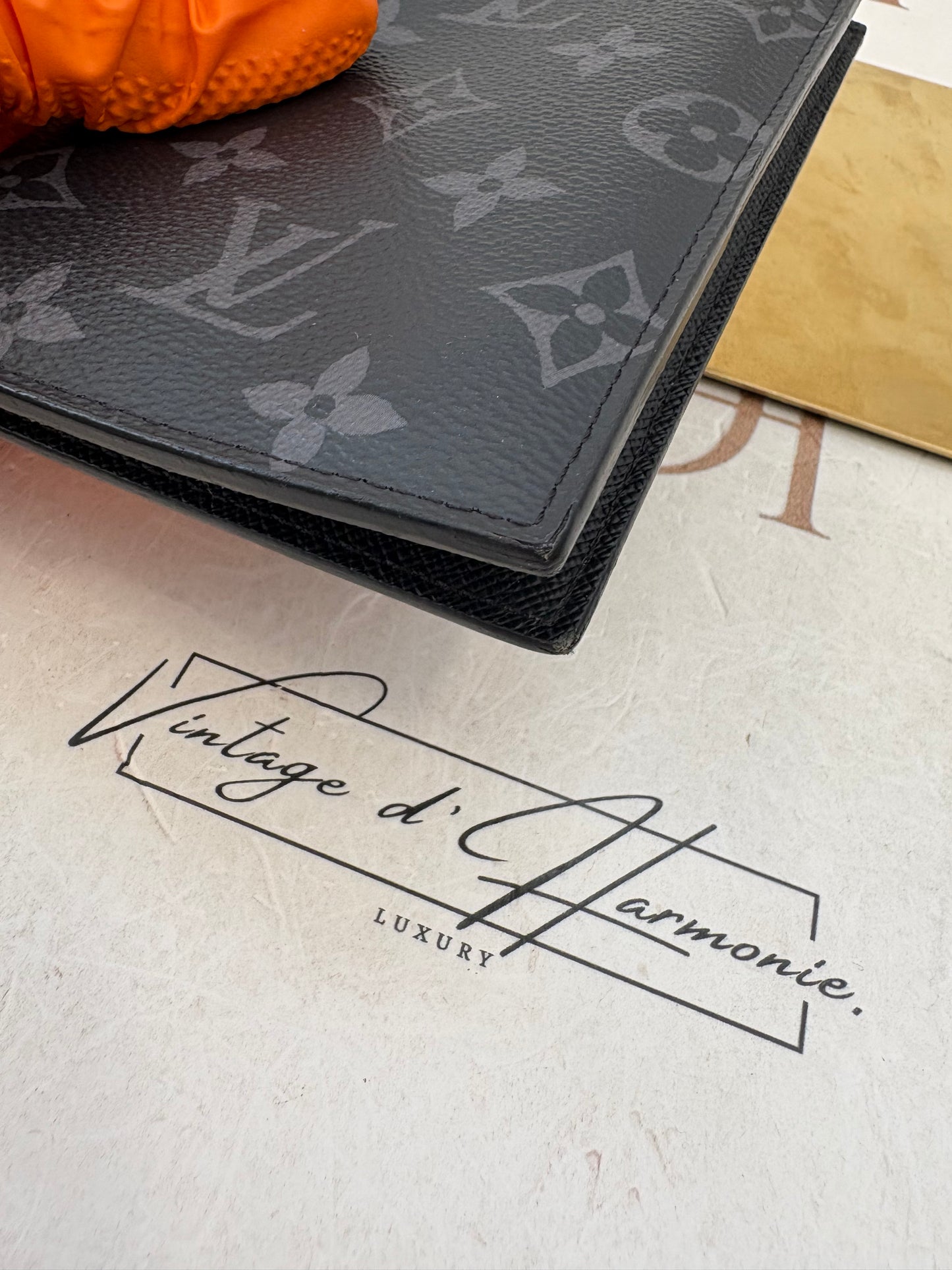 382536 - Louis Vuitton Monogram Wallet