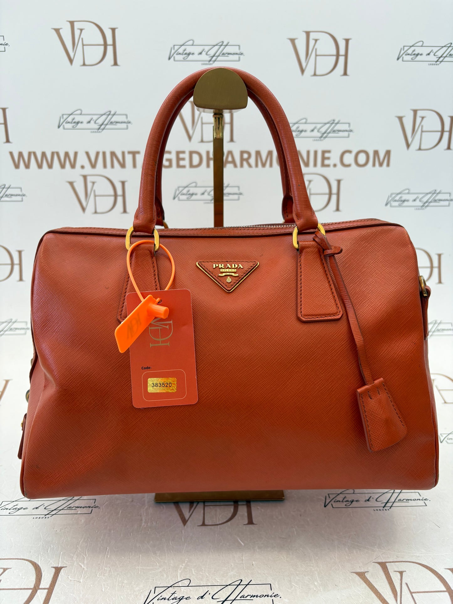383520 - Prada Orange