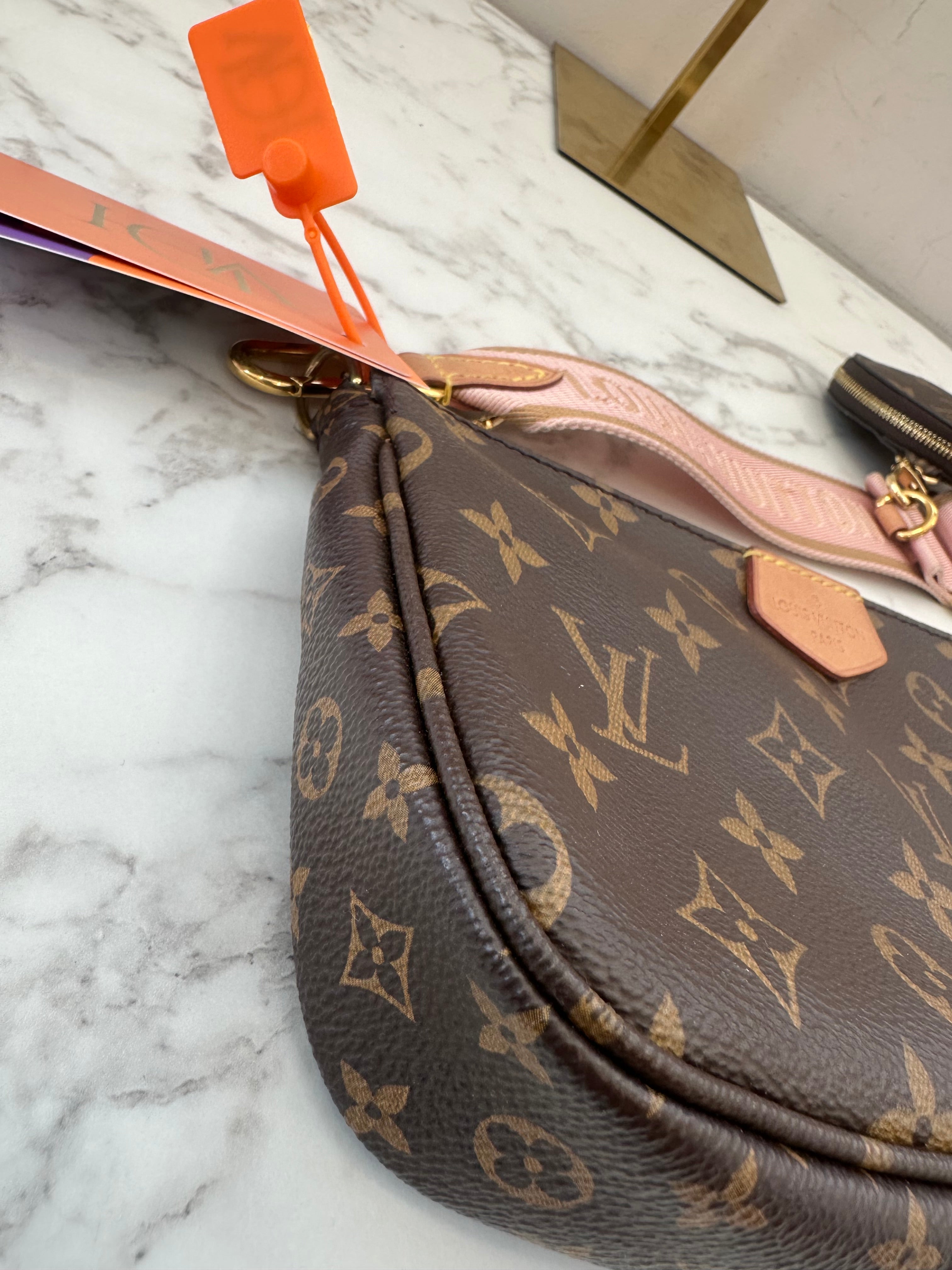 Louis Vuitton Multipochette