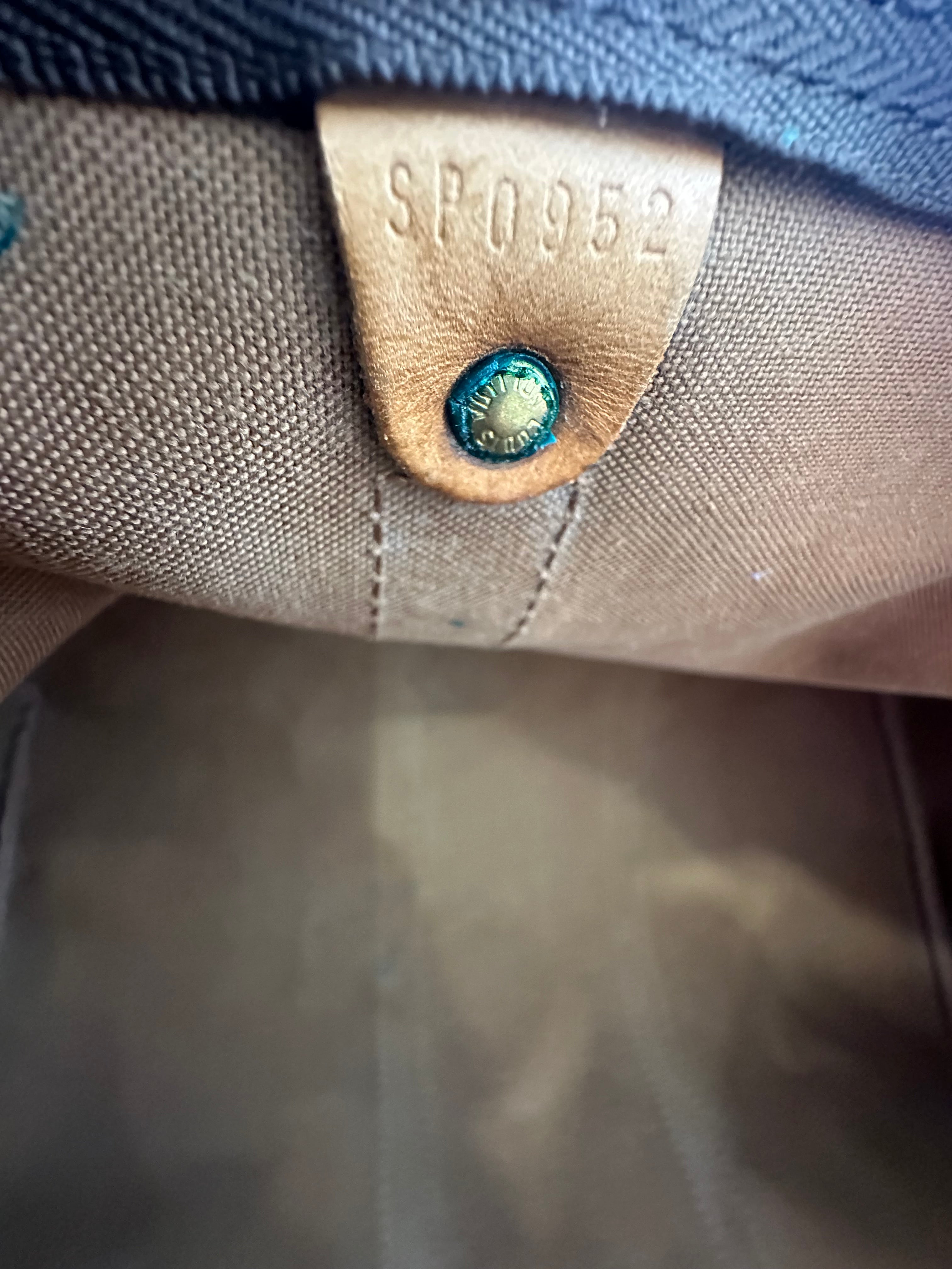 Louis Vuitton Keepall 50