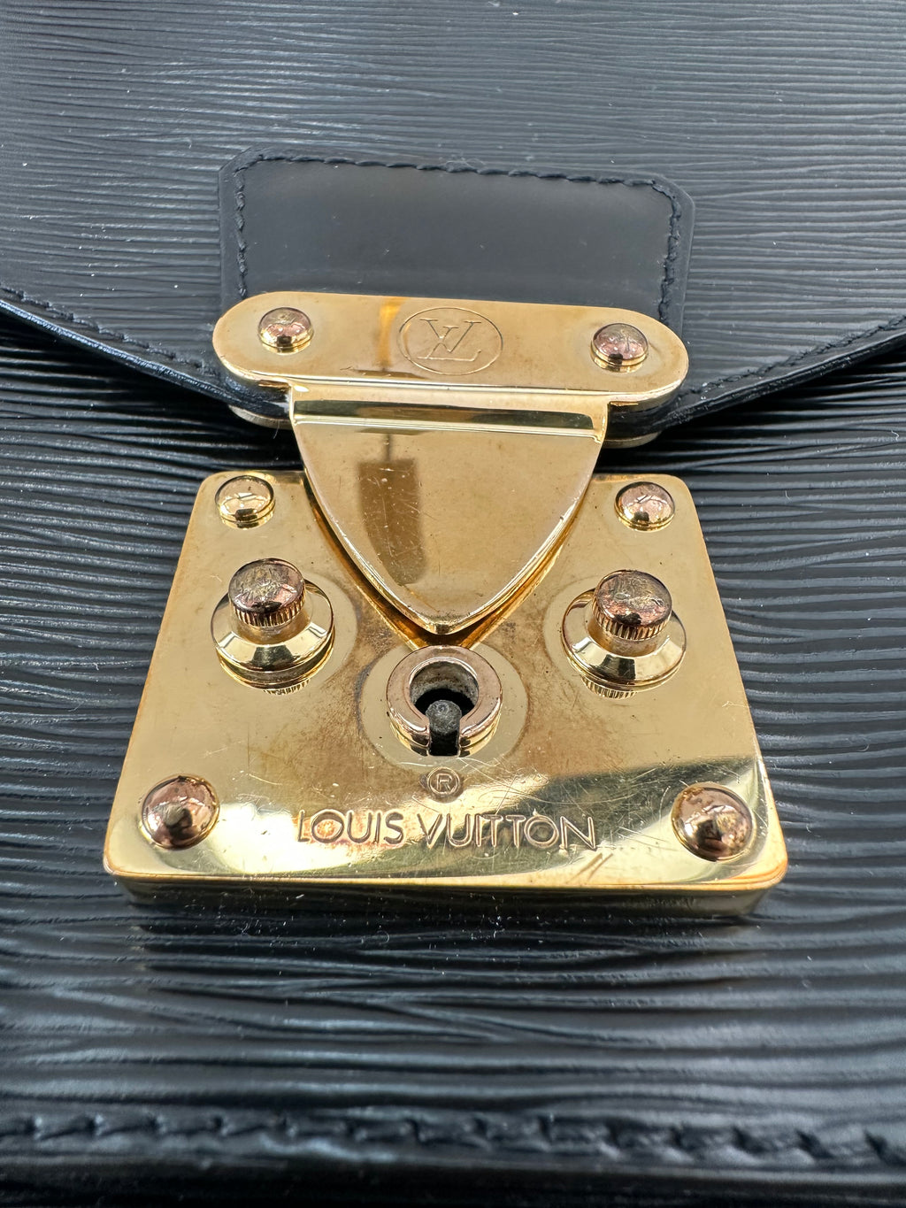 Louis Vuitton Monceau 28