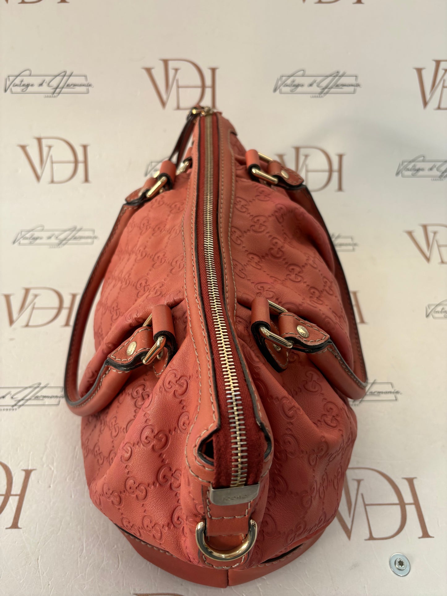 383174 - Gucci Sukey