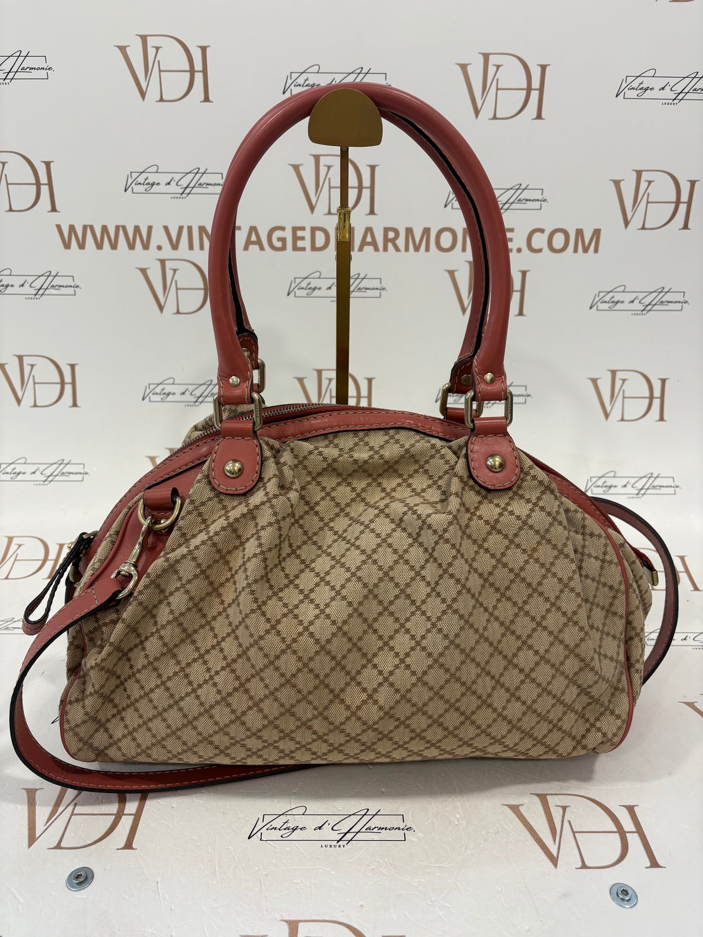 383092 - Gucci Sukey