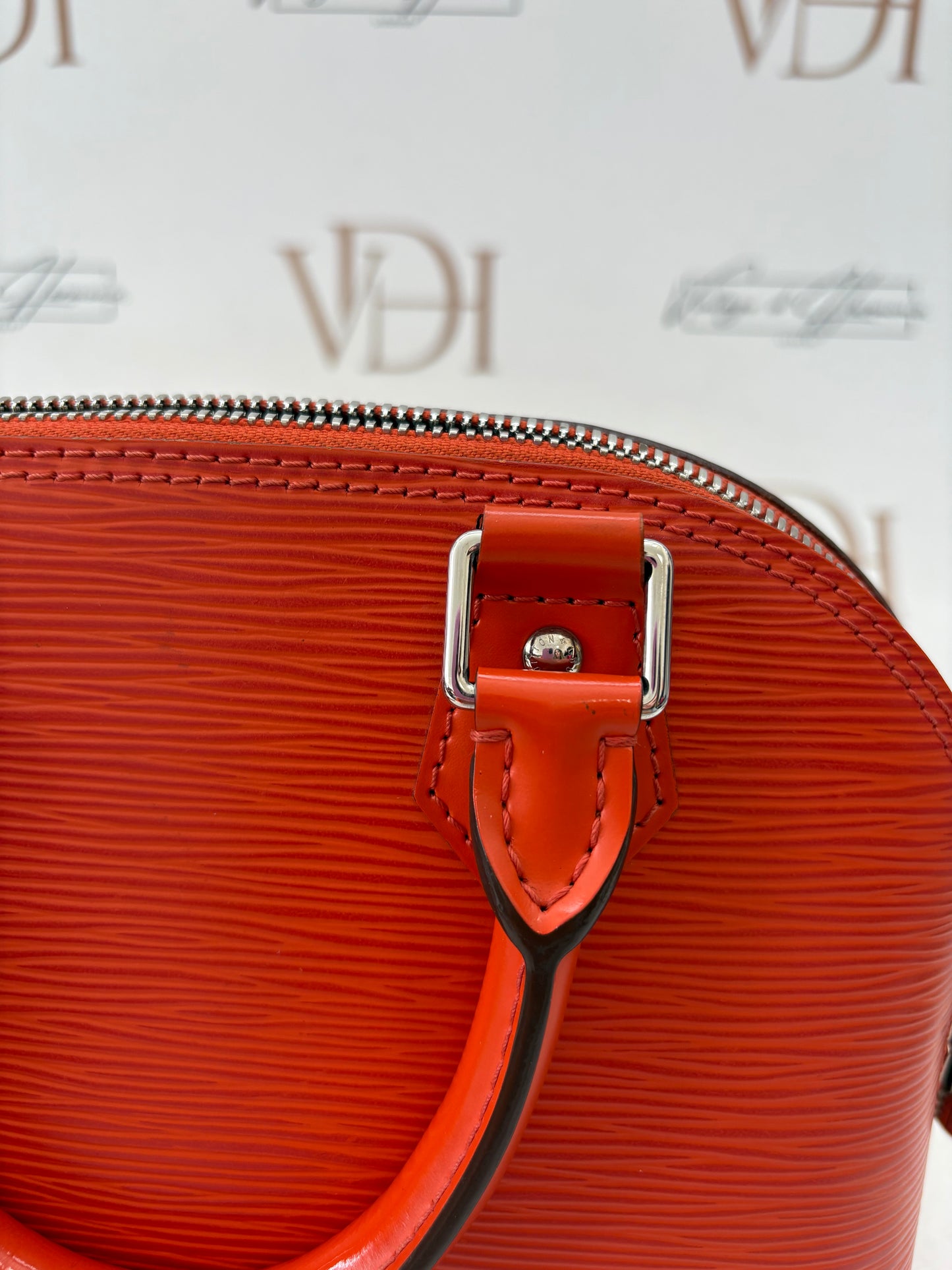 200880 - Louis Vuitton Alma BB