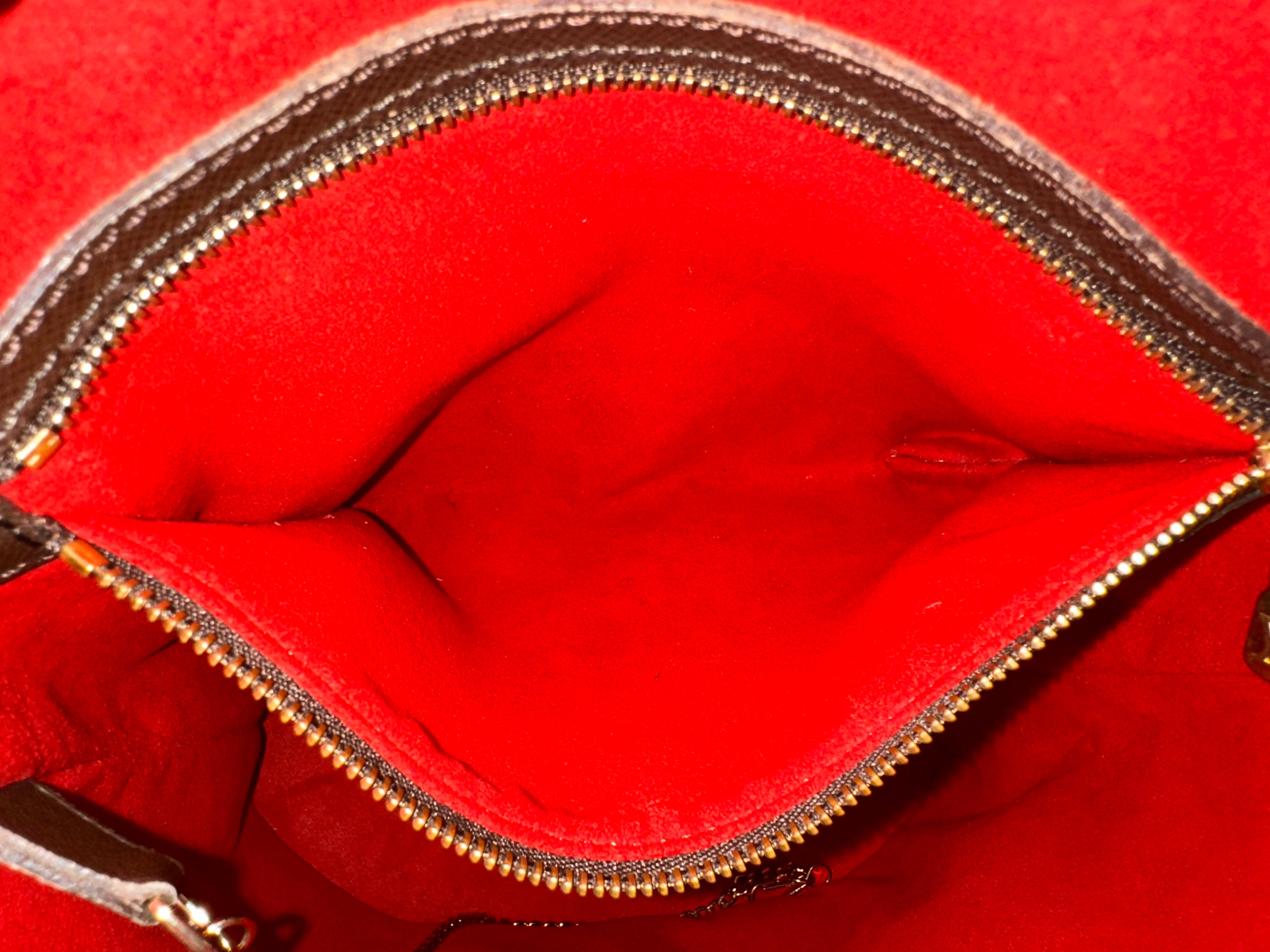 Louis Vuitton Marais Damier Ebene