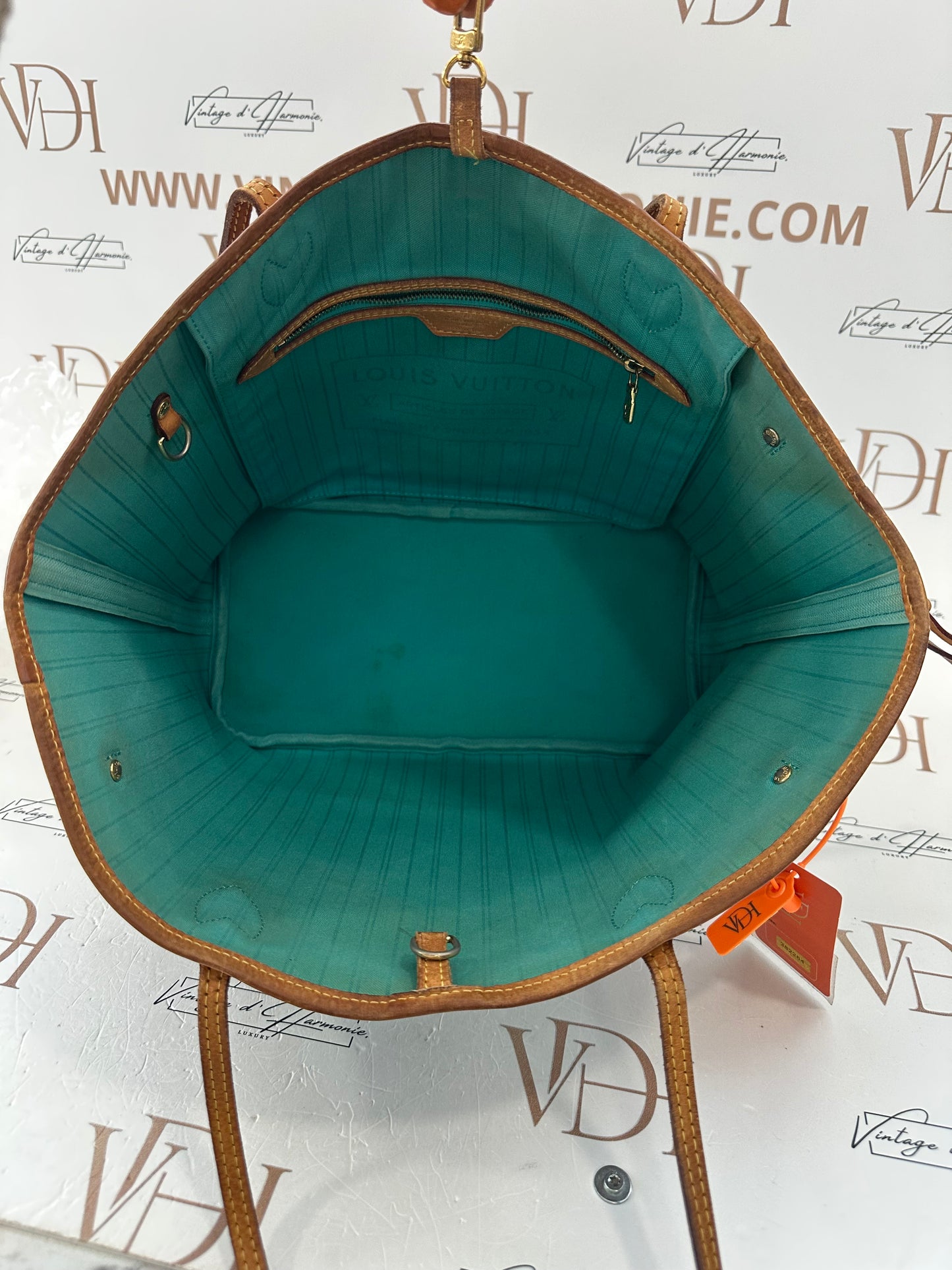 382264 - Louis Vuitton Neverfull