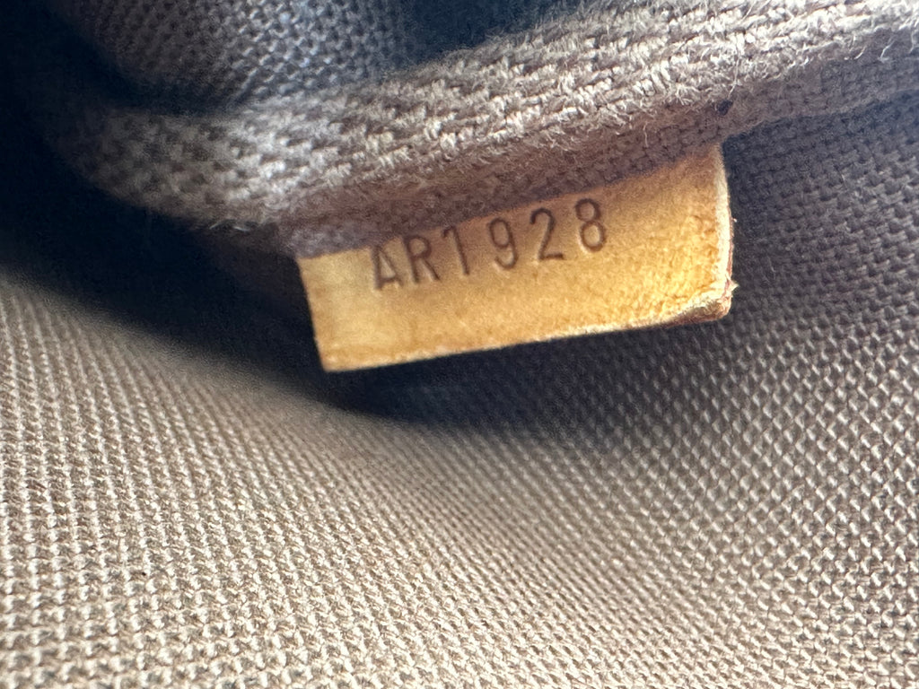 Louis Vuitton Pochette