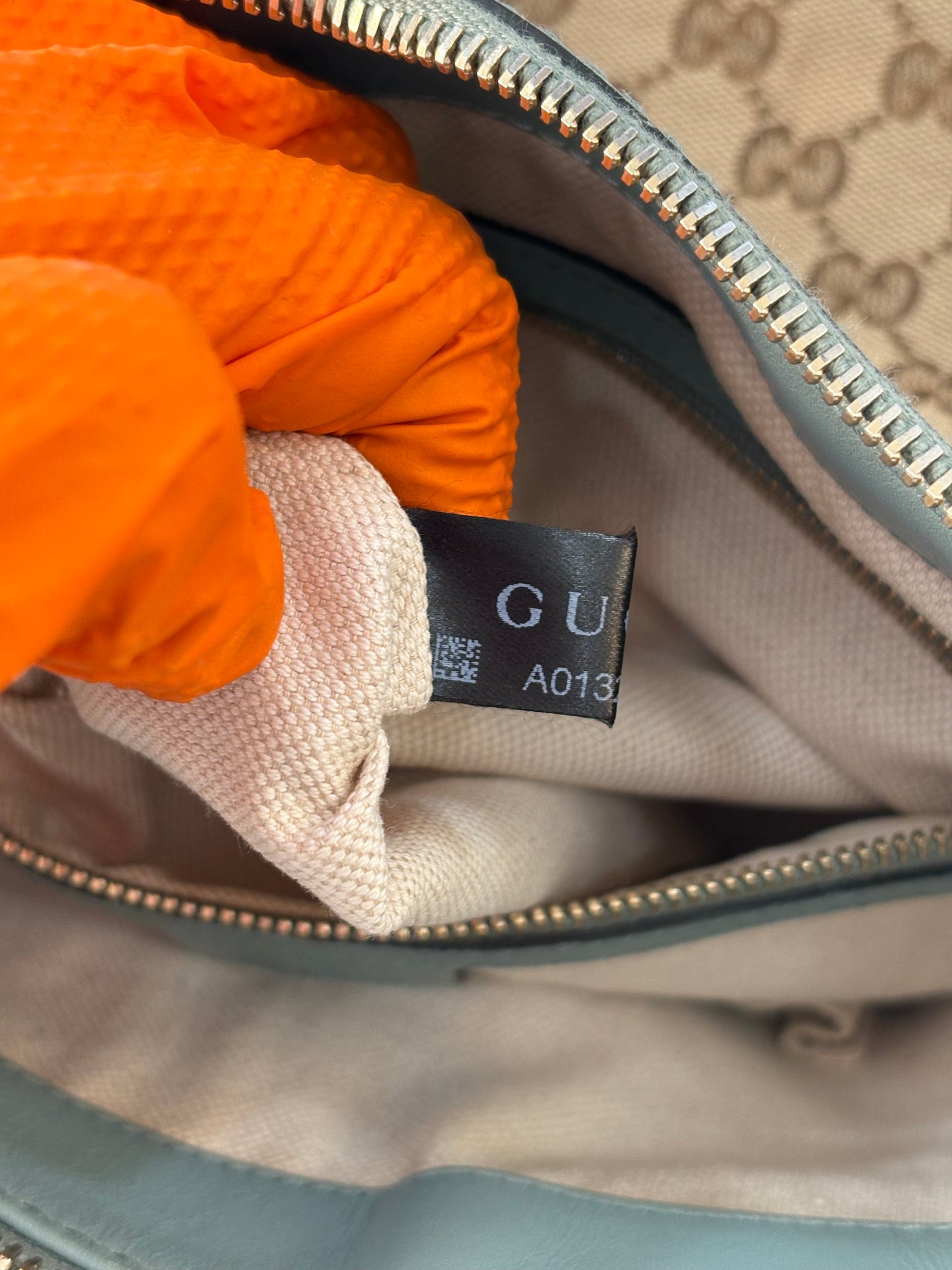383749 - Gucci Mayfair