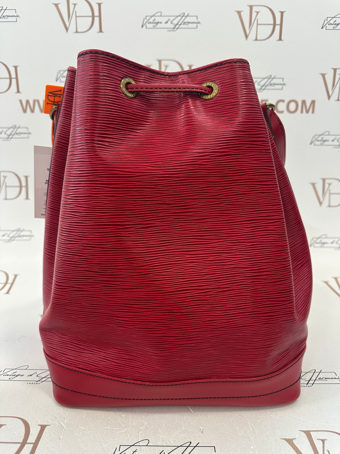 017924 - Louis Vuitton Red Epi