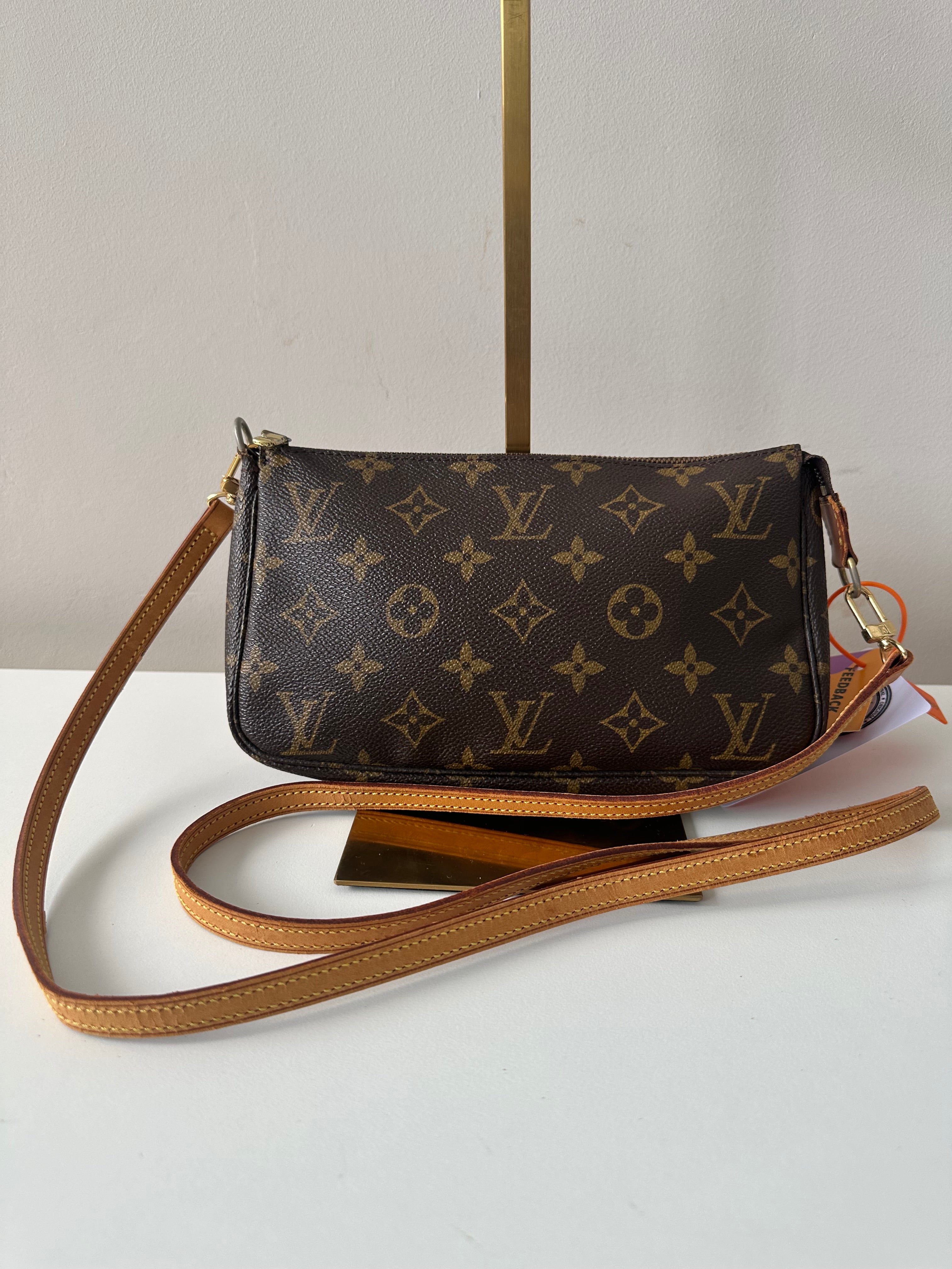 Louis Vuitton Pochette