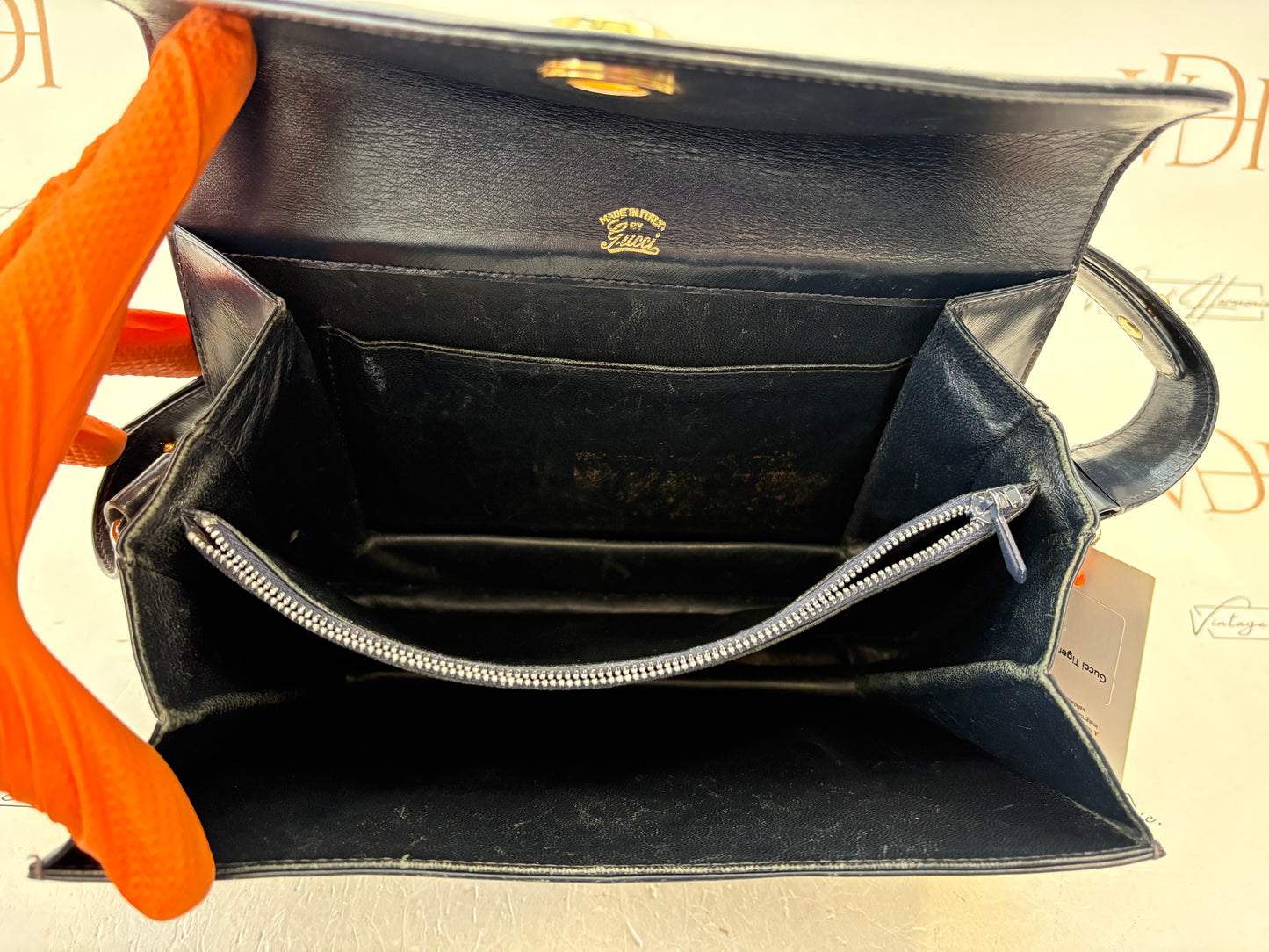 018214 - Gucci Tiger Eye