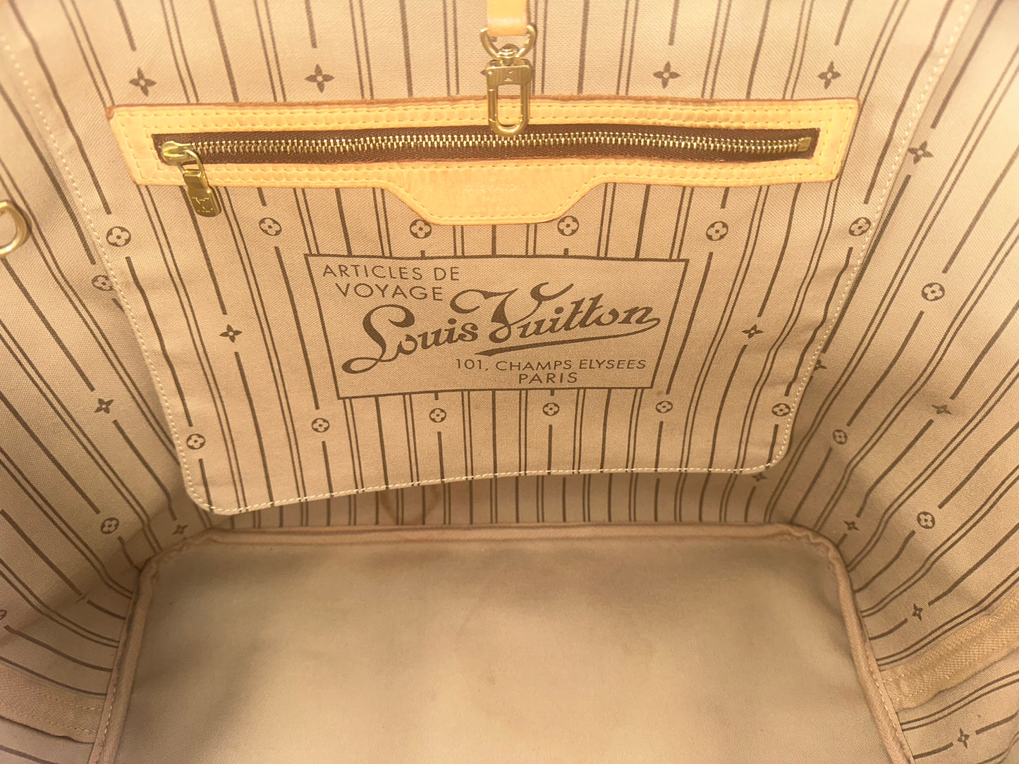Louis Vuitton Neverfull