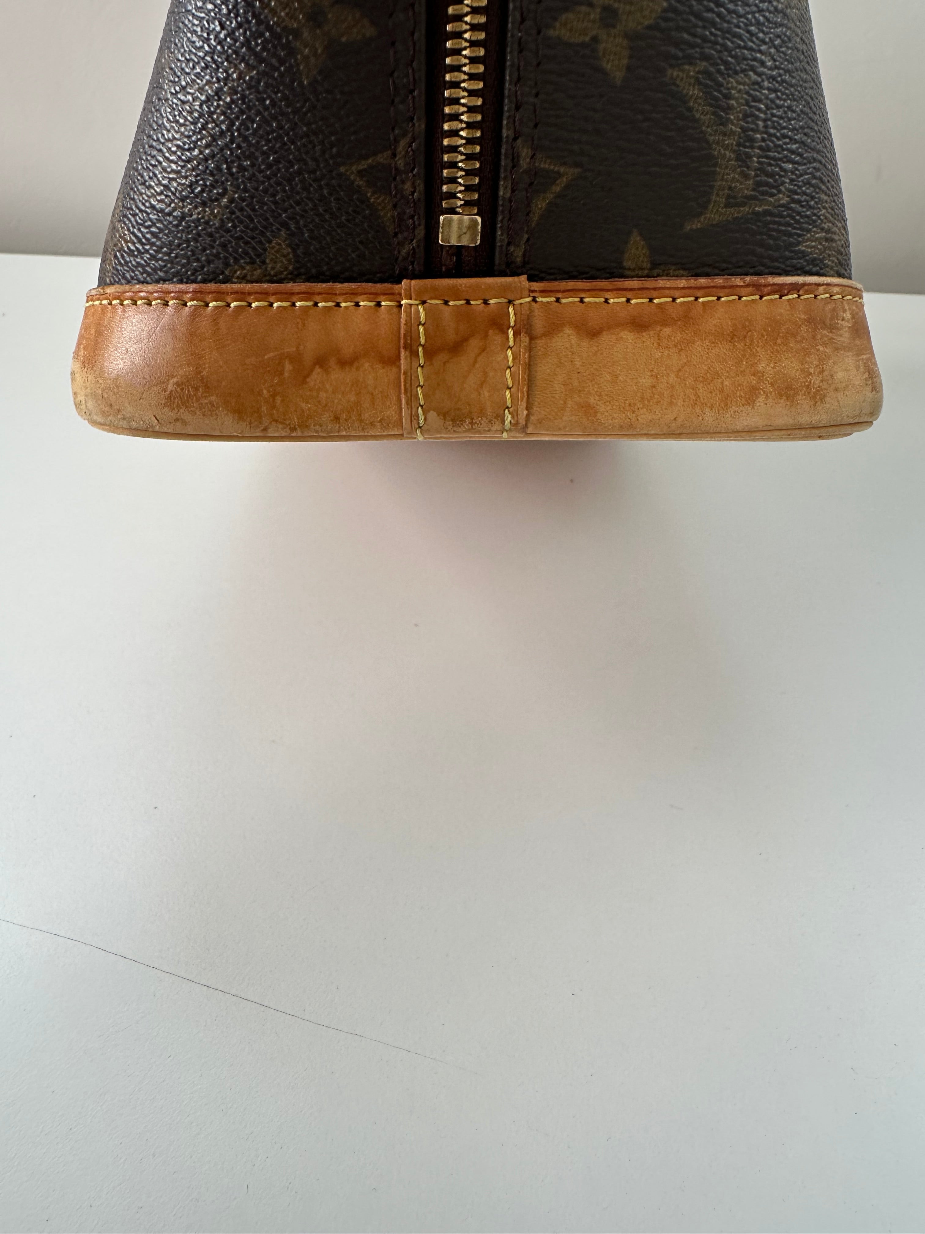Louis Vuitton Alma