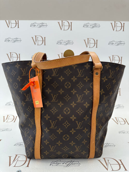 016860 - Louis Vuitton Sac Shopping