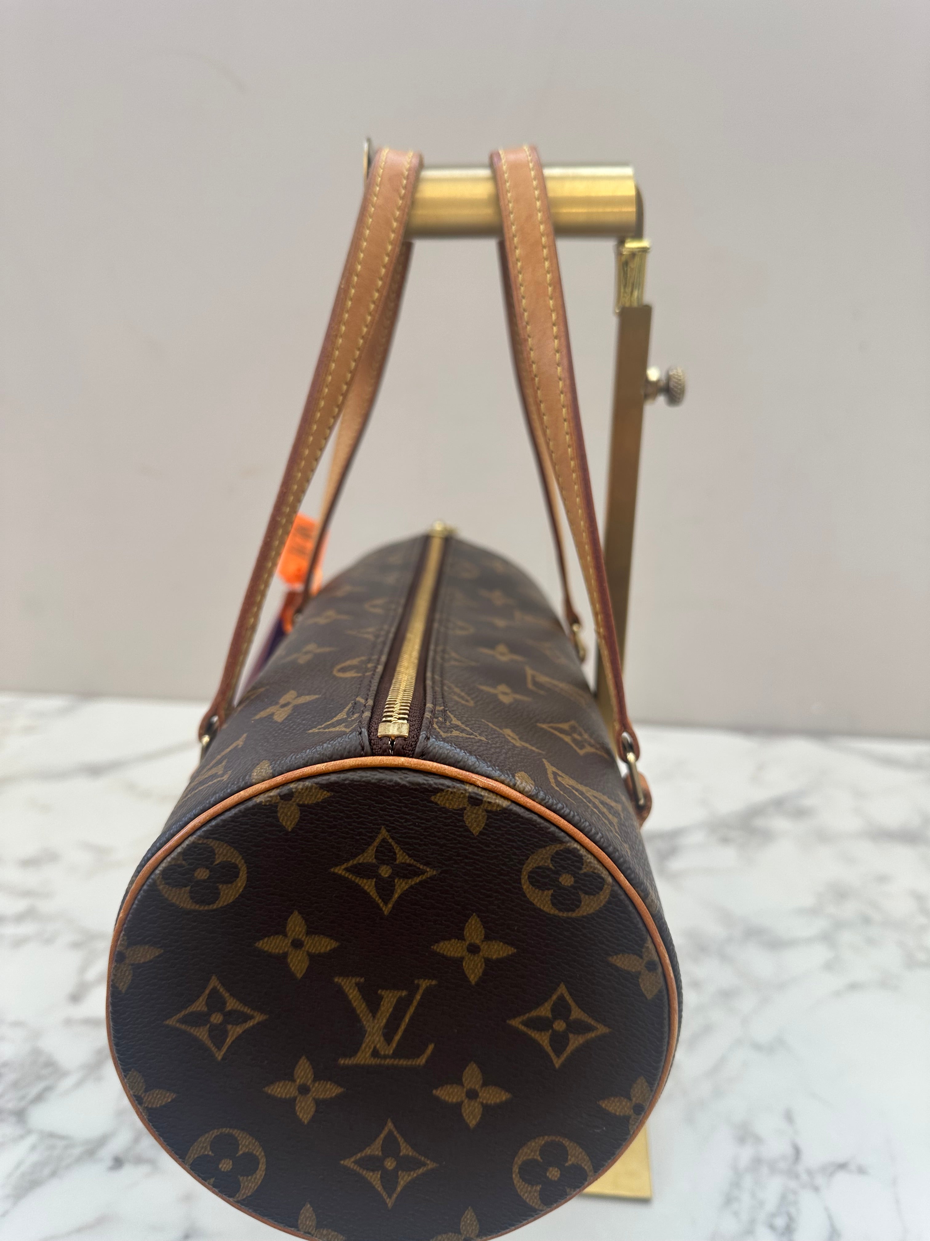 Louis Vuitton Papillon 26