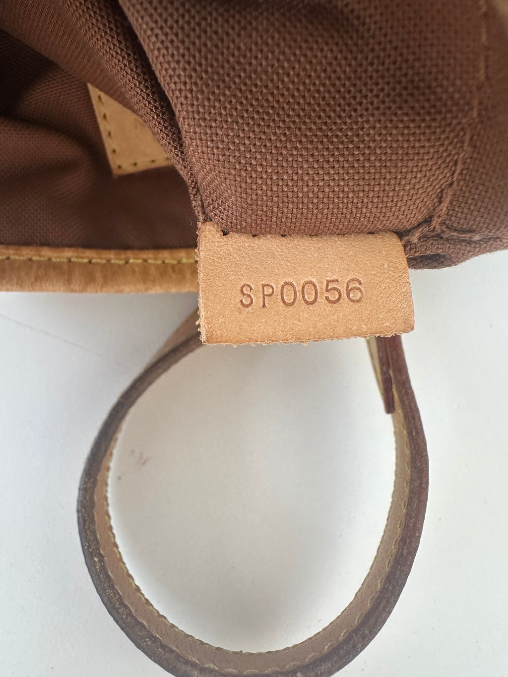 Louis Vuitton Batignolles