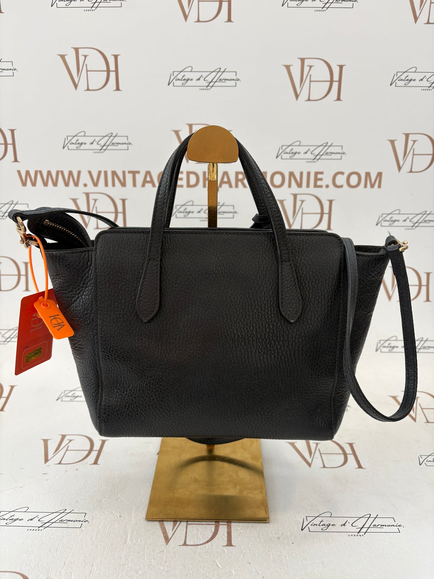 201588 - Gucci Black