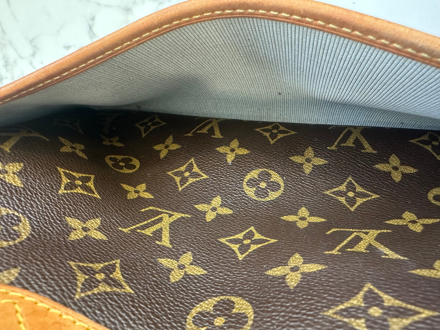 Louis Vuitton Trouville