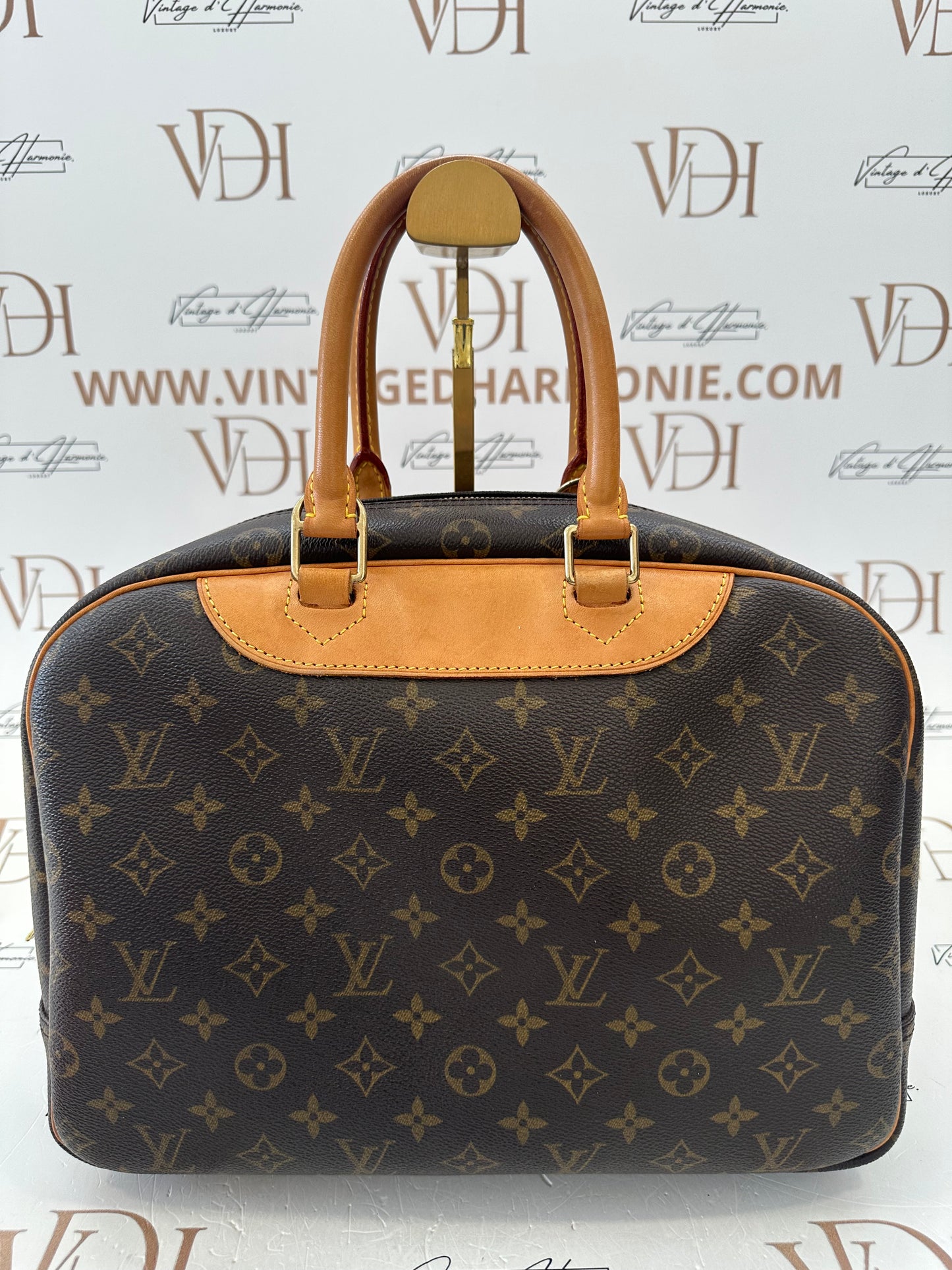 017746 - Louis Vuitton Deauville
