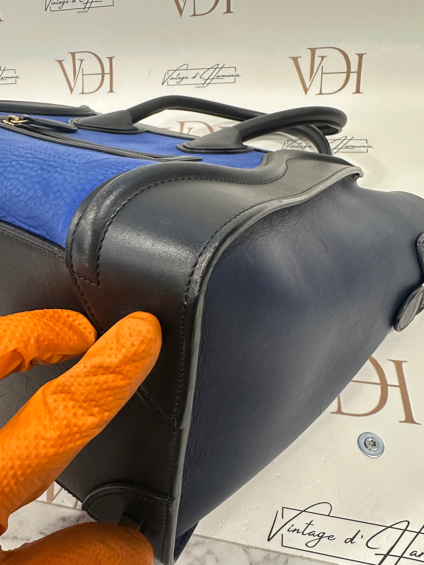 382582 - Cèline Luggage