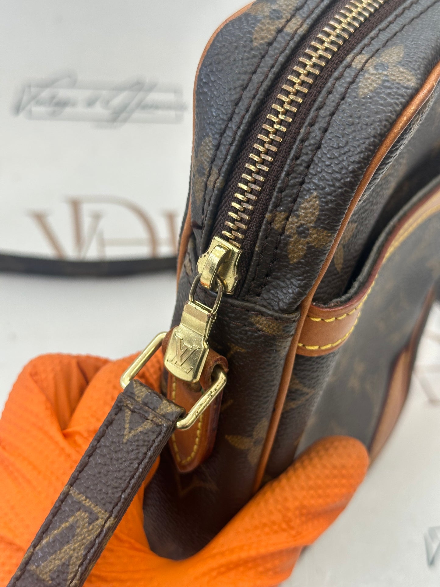018755 - Louis Vuitton Danube
