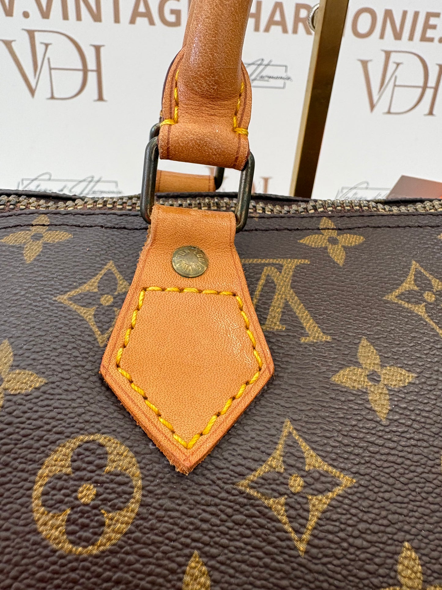 017703 - Louis Vuitton Speedy 35