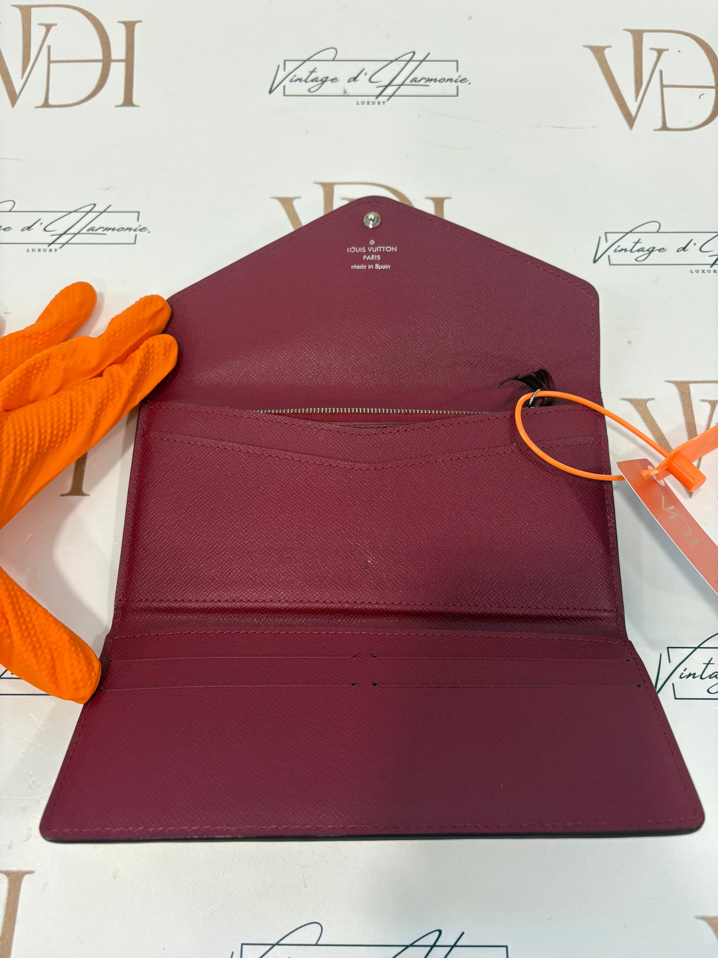 383993 - Louis Vuitton Josephine Wallet