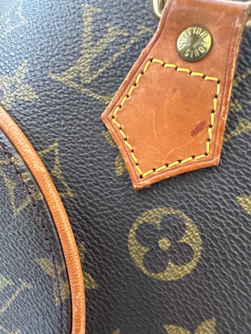 Louis Vuitton Ellipse PM