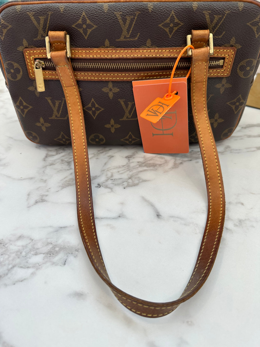 Louis Vuitton Cite MM