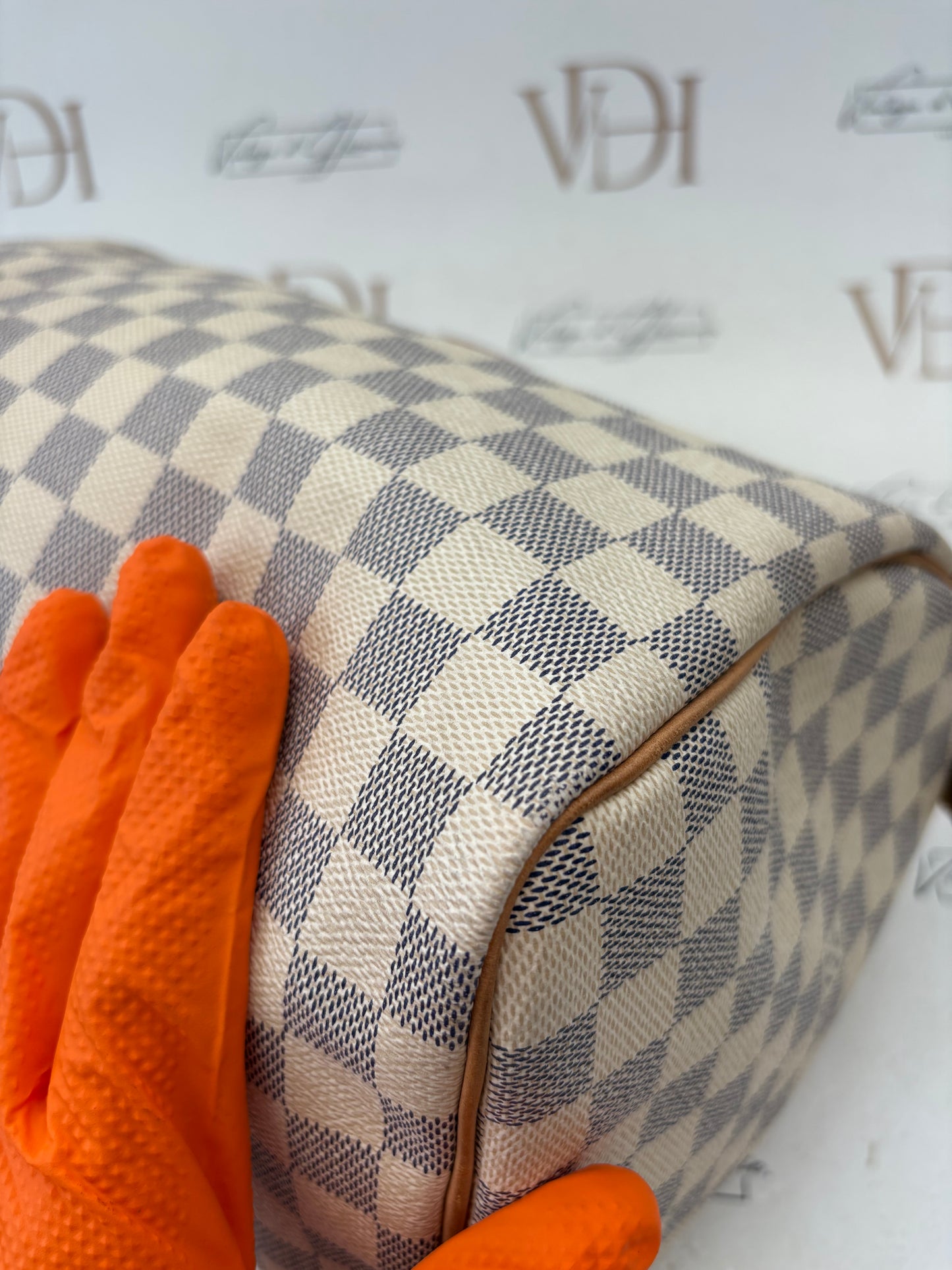 200890 - Louis Vuitton Speedy 30